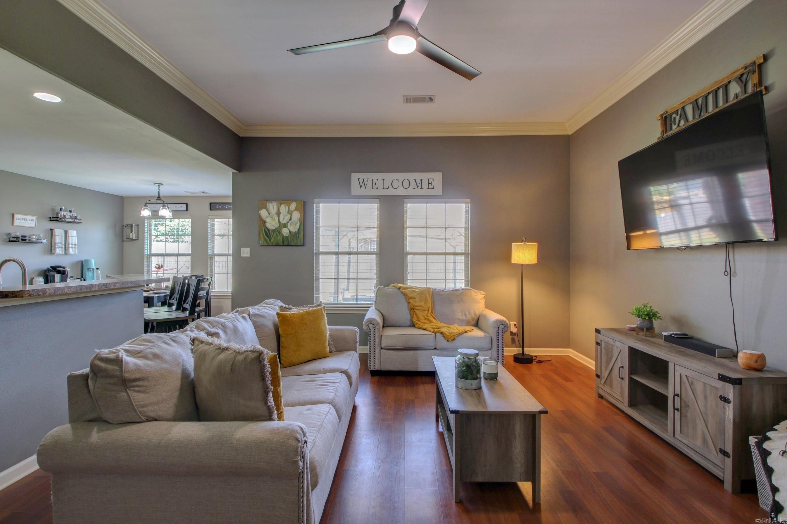 NORTH HAVEN - Residential