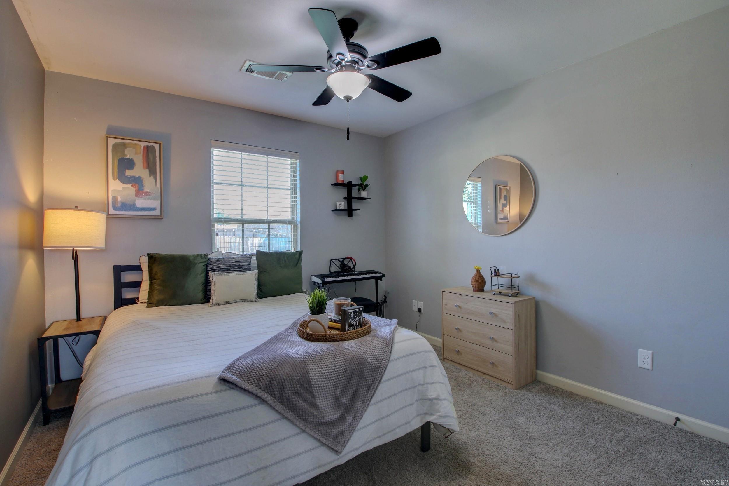 NORTH HAVEN - Residential