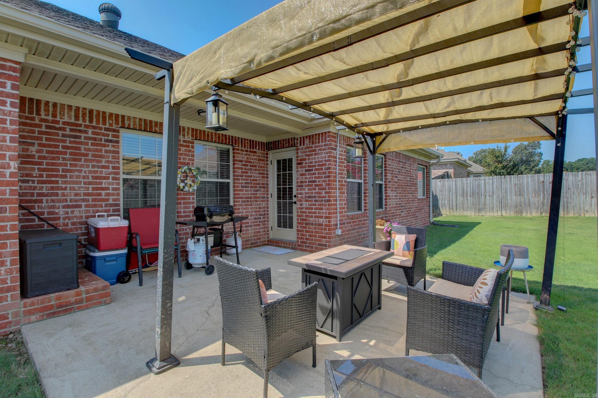 NORTH HAVEN - Residential