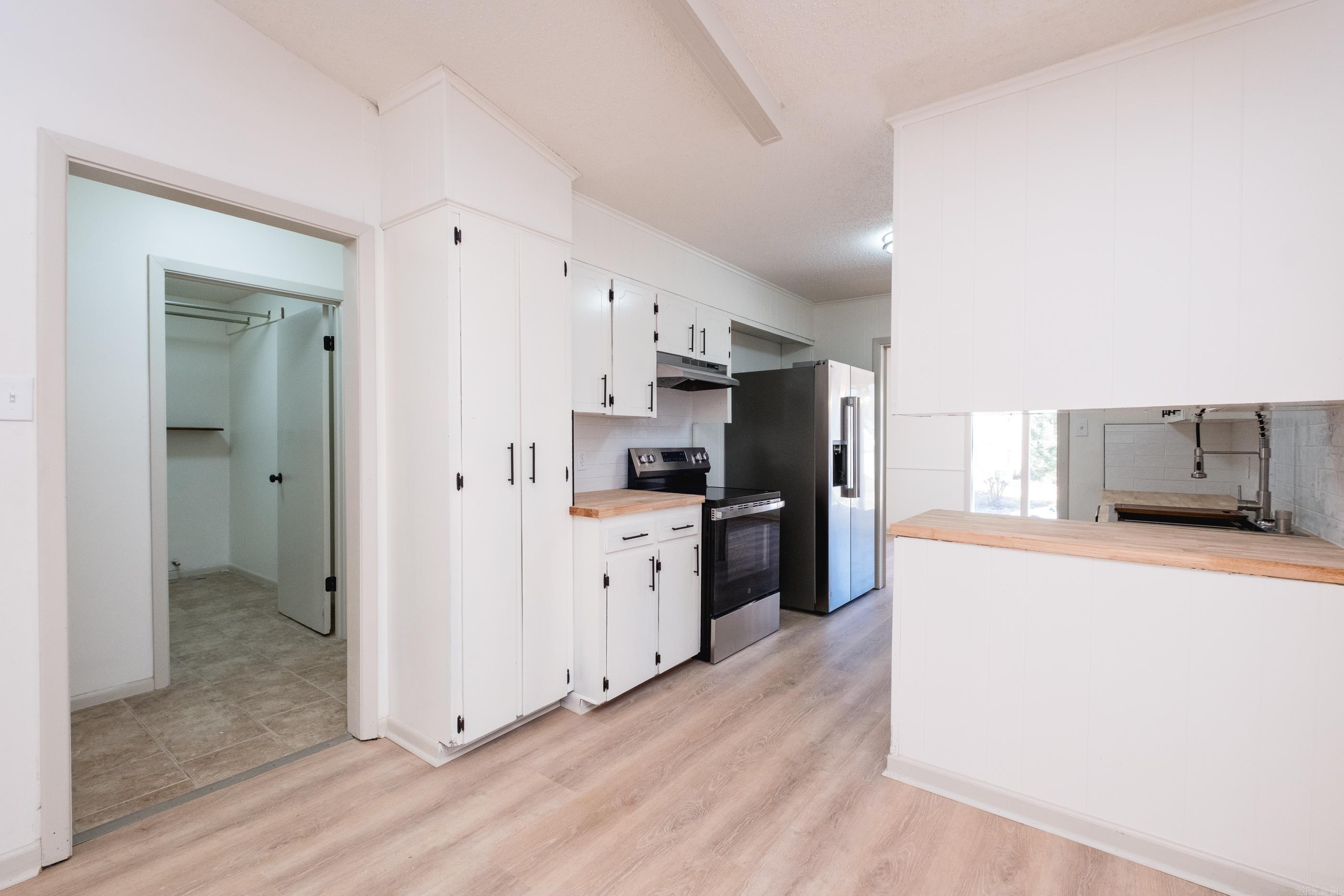 Westlawn #2 - Residential