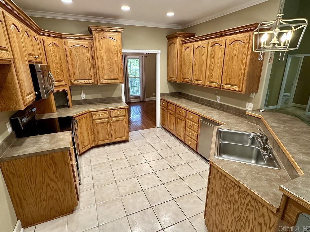 MOUNTAIN AIRE EAST LAKESIDE - Residential