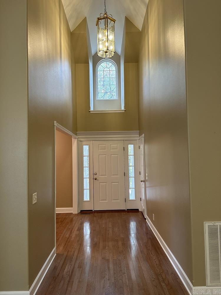 MOUNTAIN AIRE EAST LAKESIDE - Residential