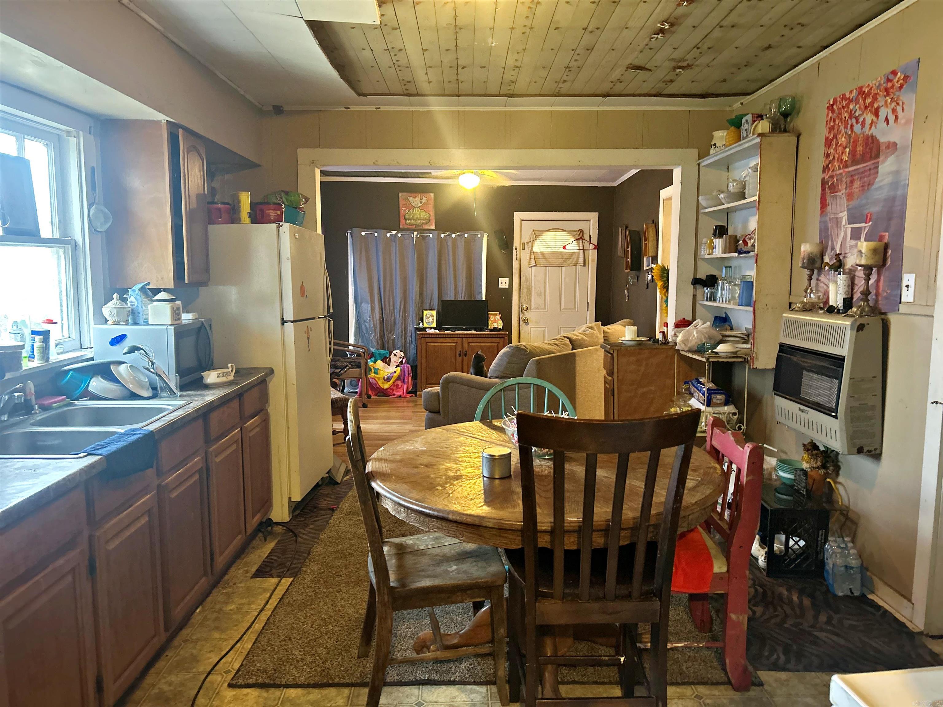 CURTIS ORIGINAL ADDN - Residential