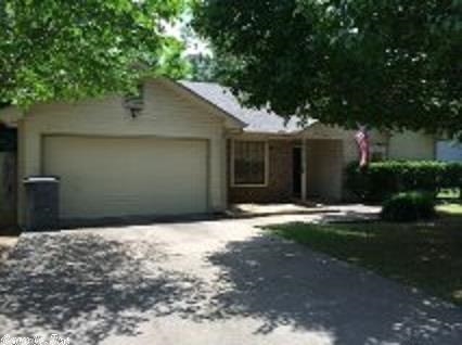 THIS HOME IS VERY NICE IT HAS PERGO FLOORING IN LIVING ROOM HALL AND BEDROOMS, THE KITCHEN AND BATHS HAVE TILE, BEAUTIFUL BRICK FIREPLACE , VAULTED CEILING IN LR,WHIRLPOOL TUB, ROOF 2 YEARS OLD, TILE PATIO PRIVACY FENCED BACK YARD, DOUBLE GARAGE, HOUSE WIRED FOR GENERATOR IN CASE ELECTRIC GOES OUT, STORAGE BUILDING. GREAT HOME FEELS BRAND NEW YOU MUST SEE THIS ONE WHY RENT