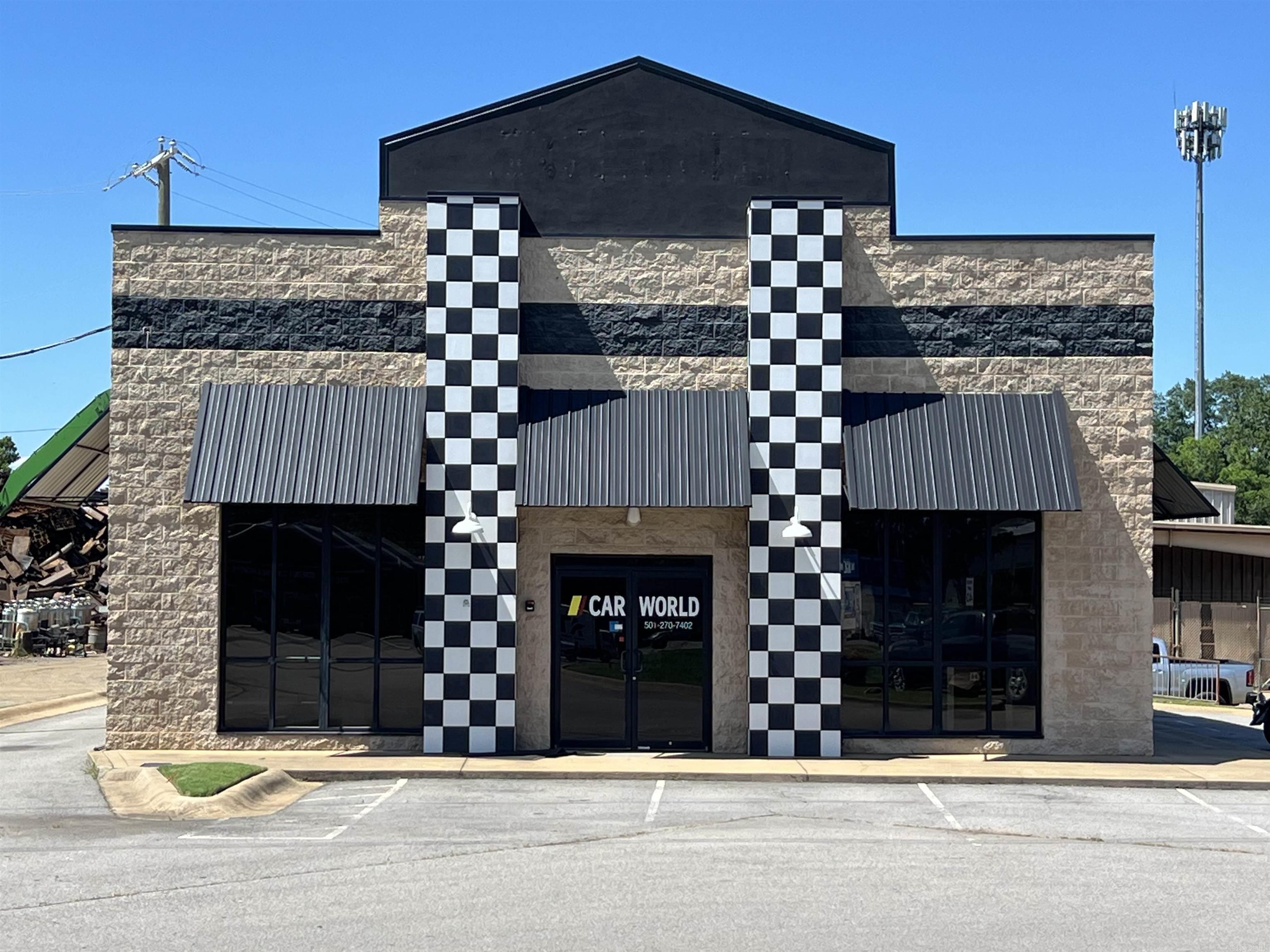 Tropical Smoothie - Commercial Lease