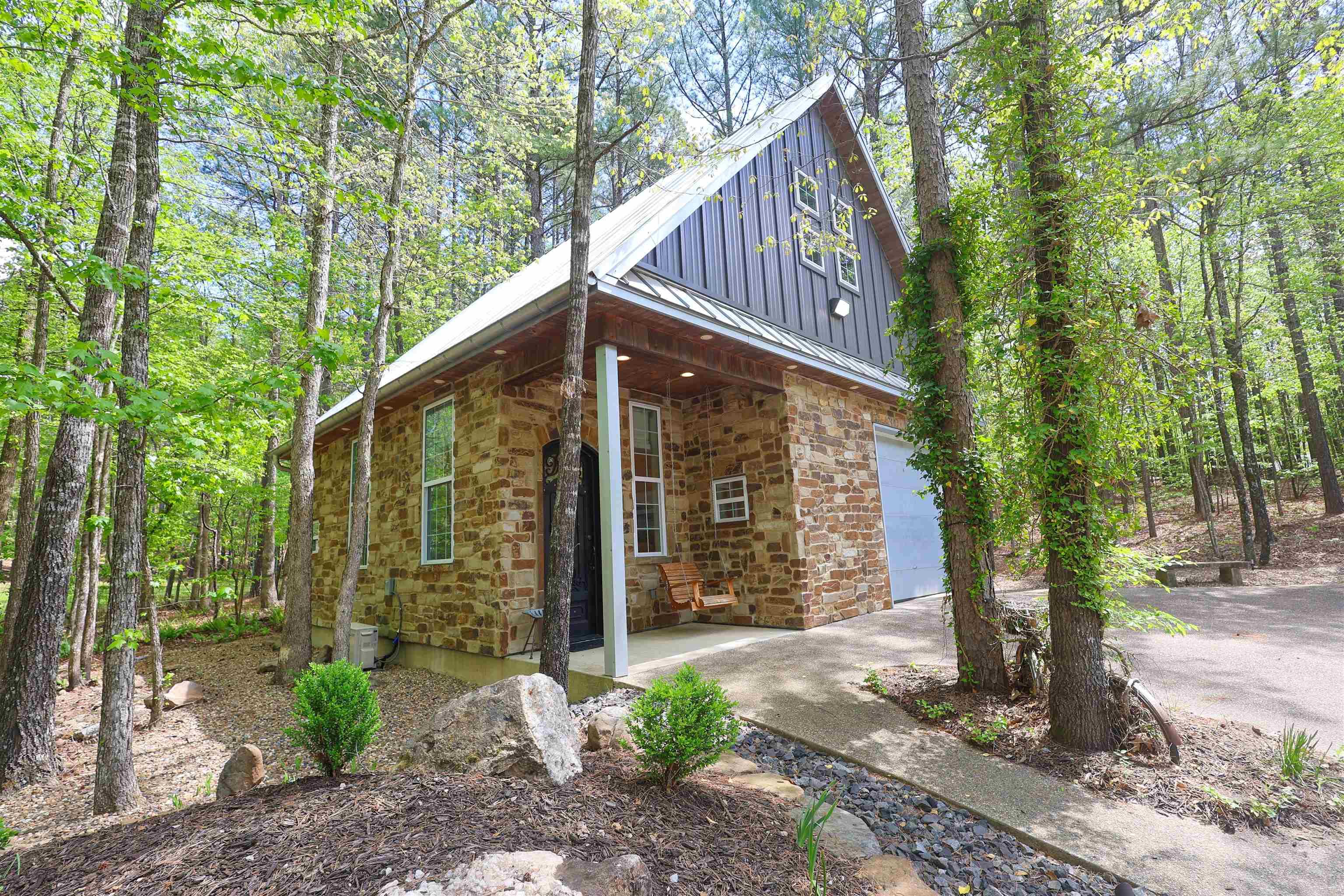 WOODLAND SPRINGS - Residential