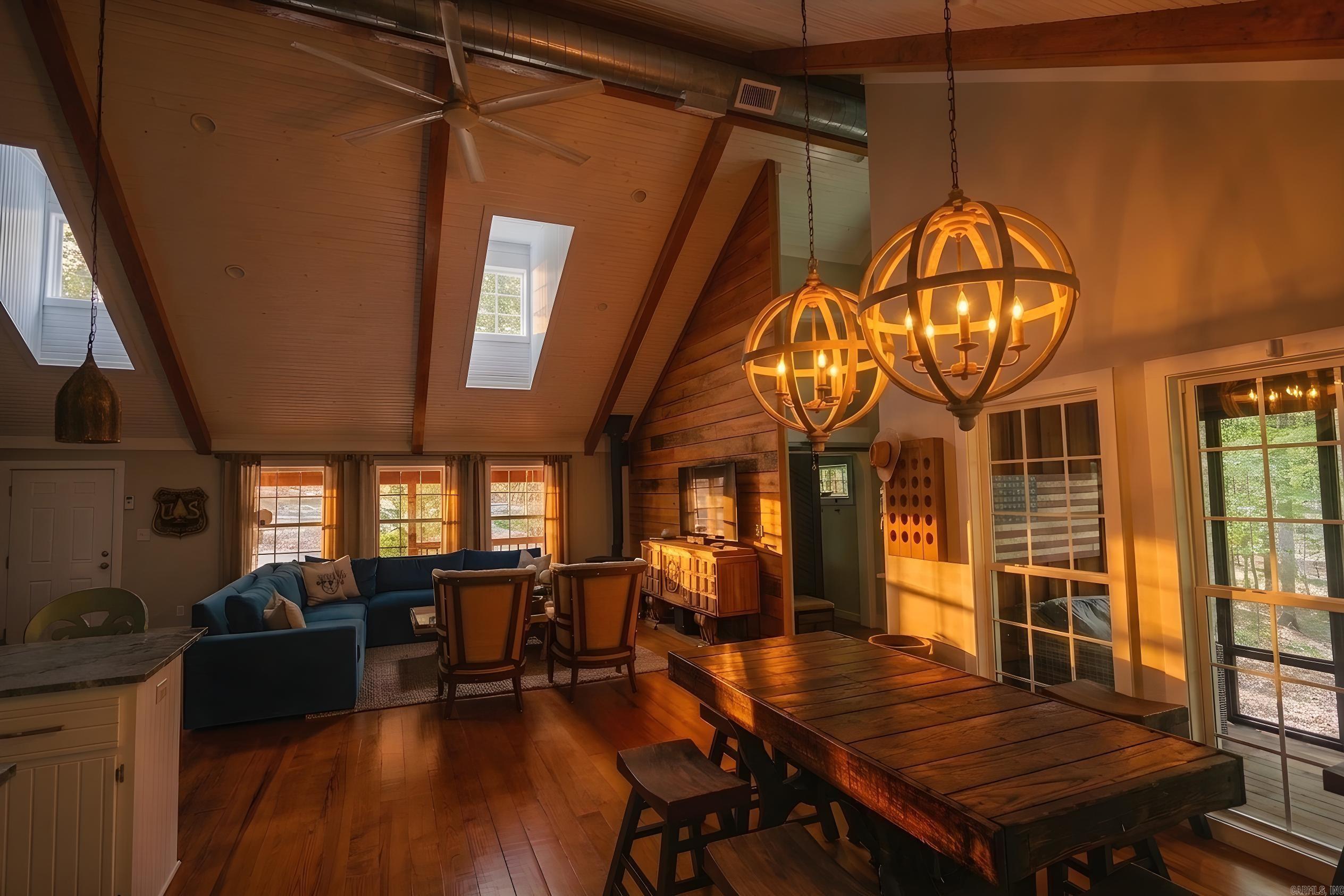 WOODLAND SPRINGS - Residential