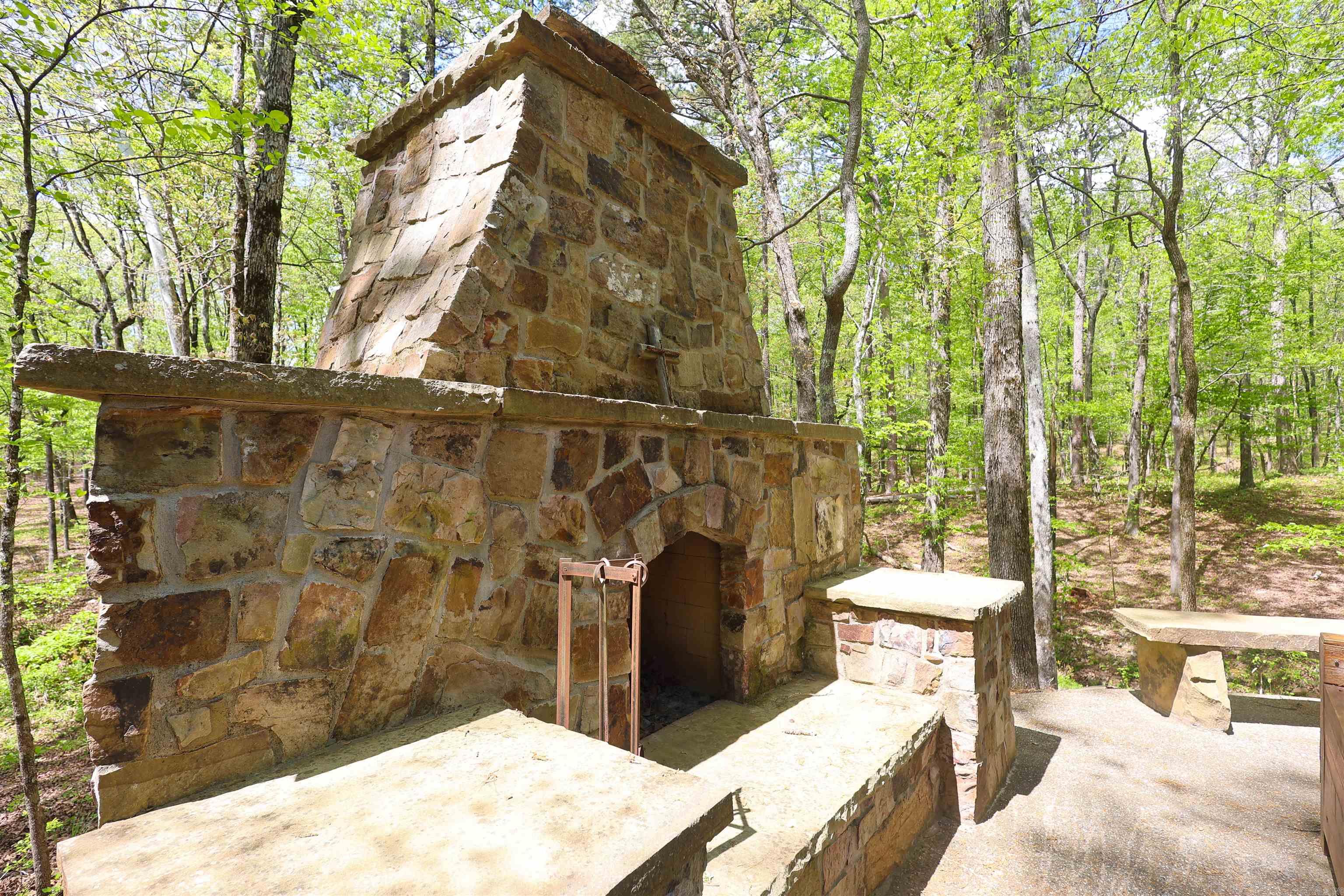 WOODLAND SPRINGS - Residential