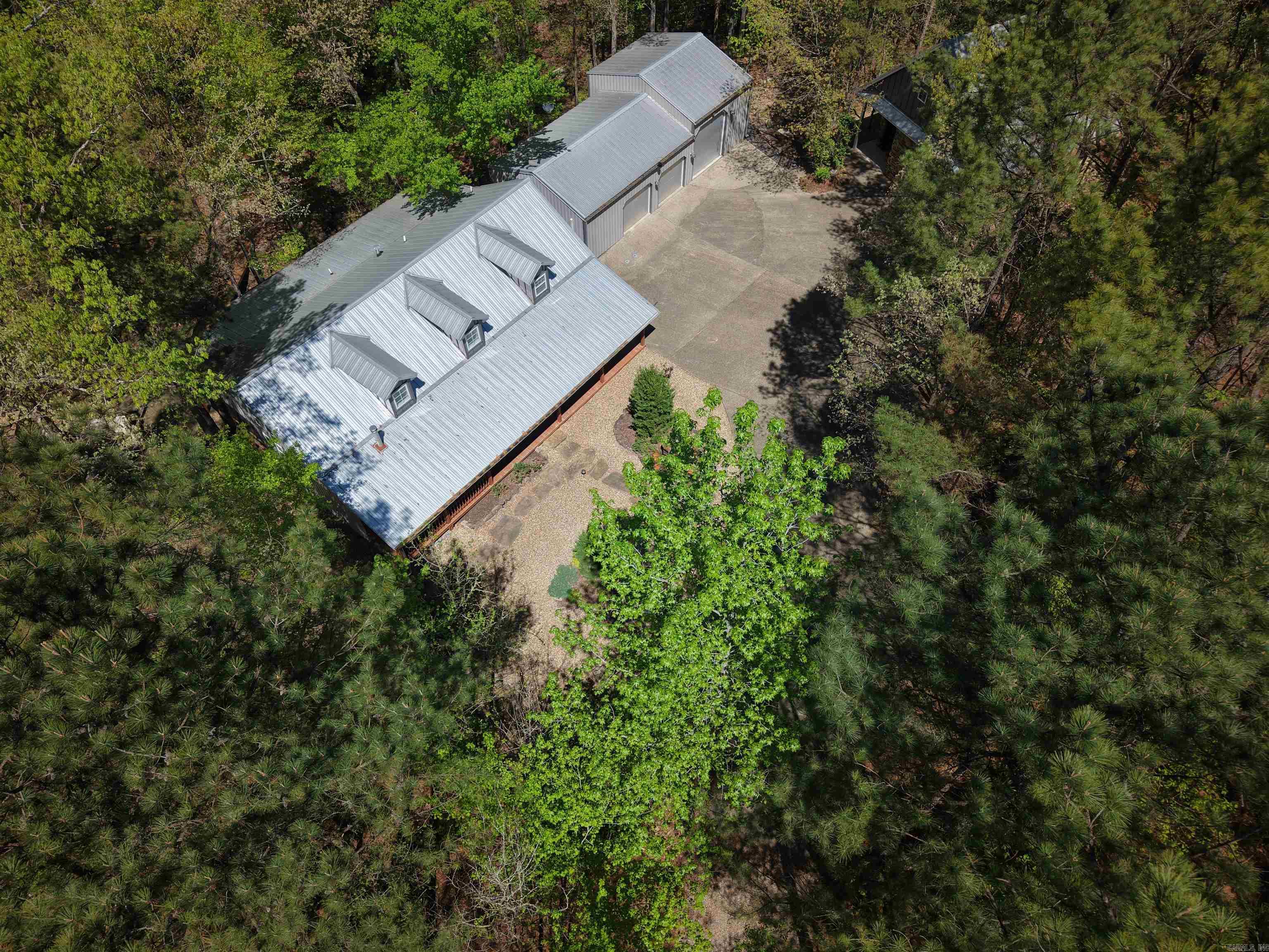 WOODLAND SPRINGS - Residential