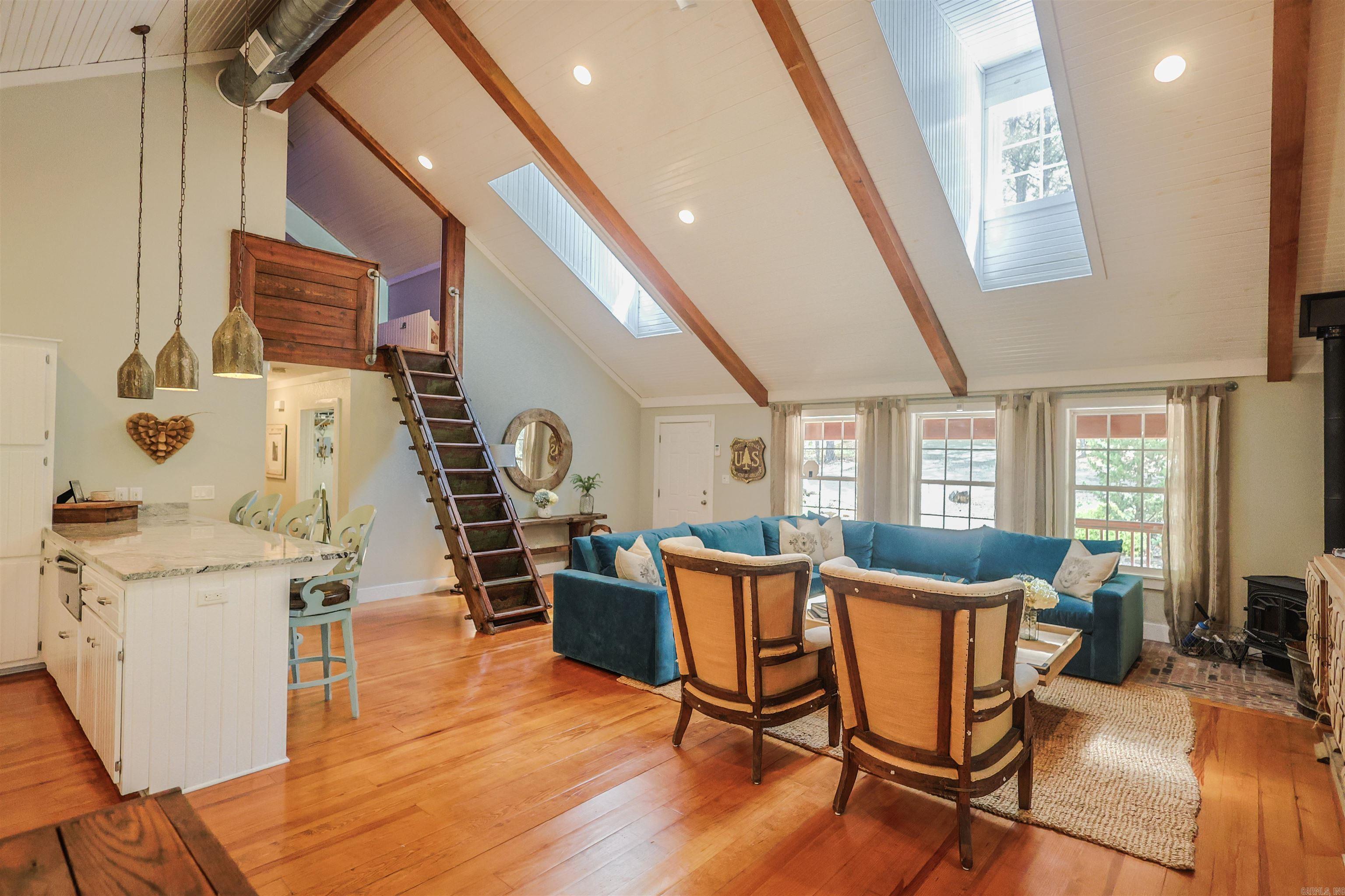 WOODLAND SPRINGS - Residential