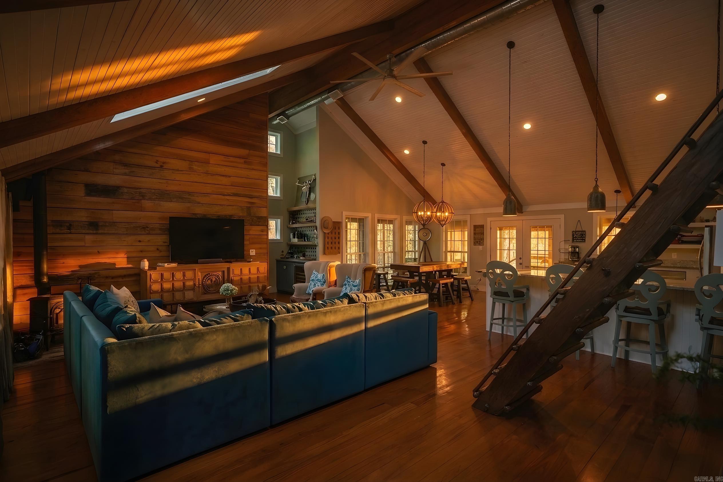 WOODLAND SPRINGS - Residential