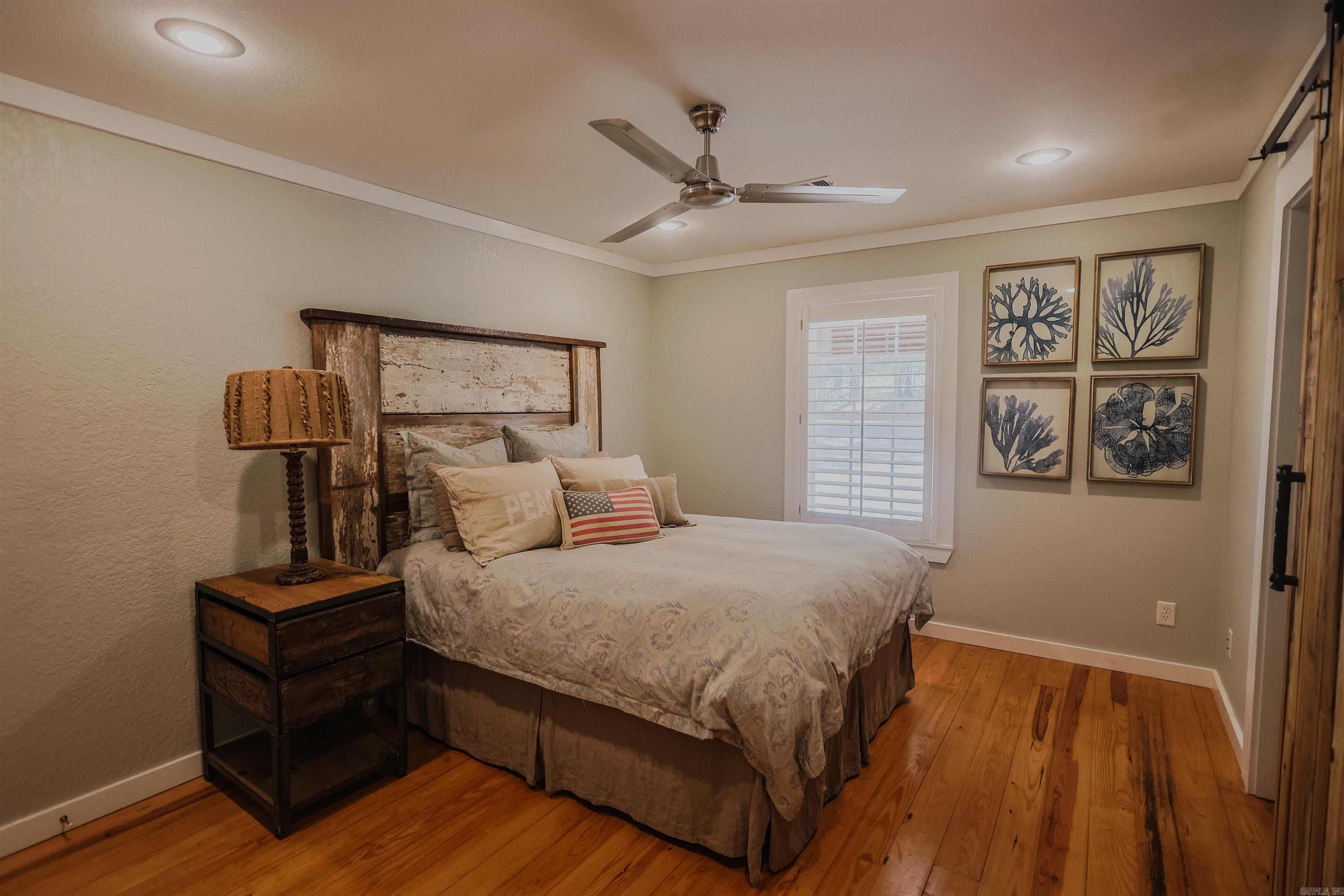 WOODLAND SPRINGS - Residential