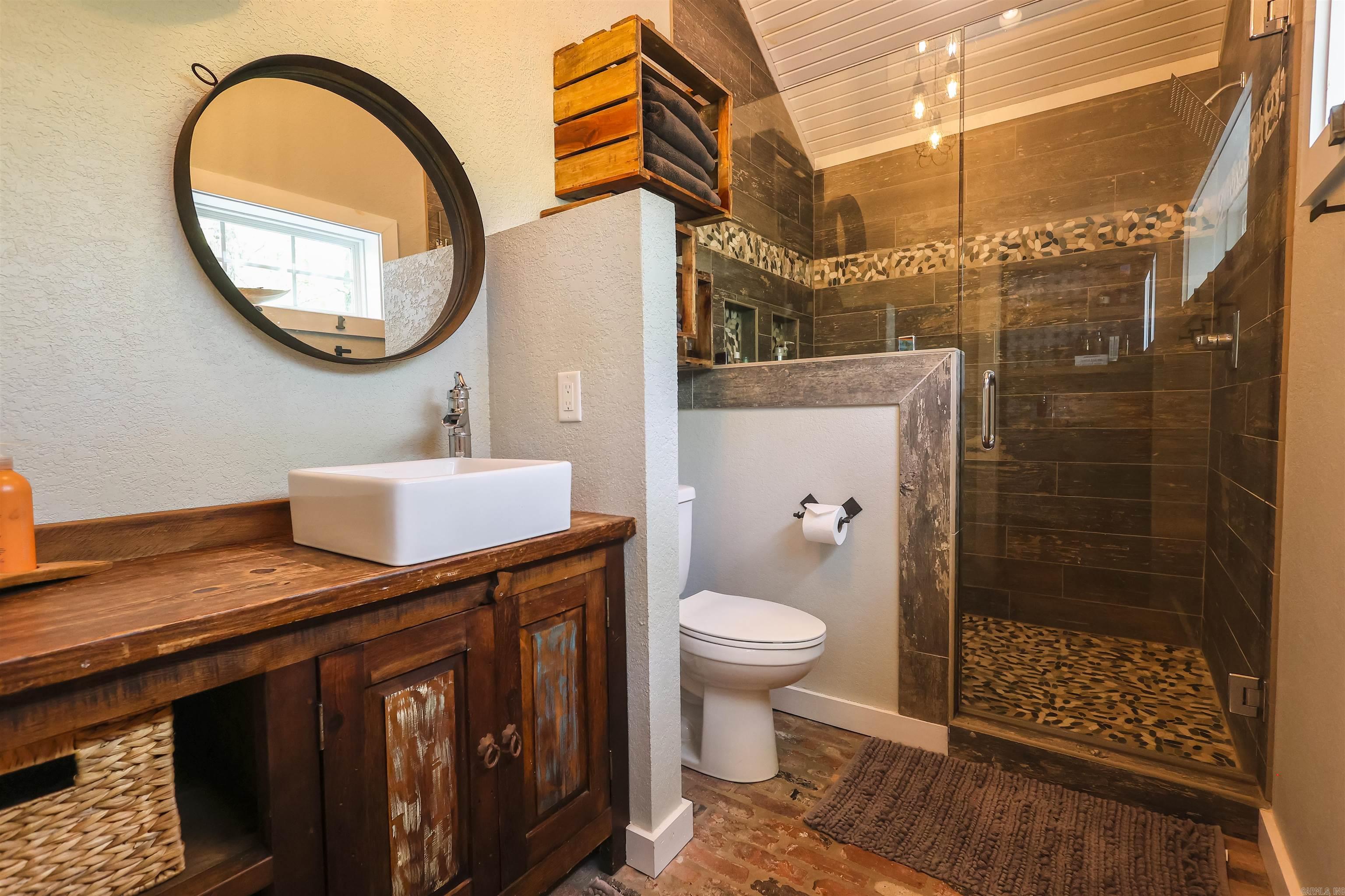 WOODLAND SPRINGS - Residential