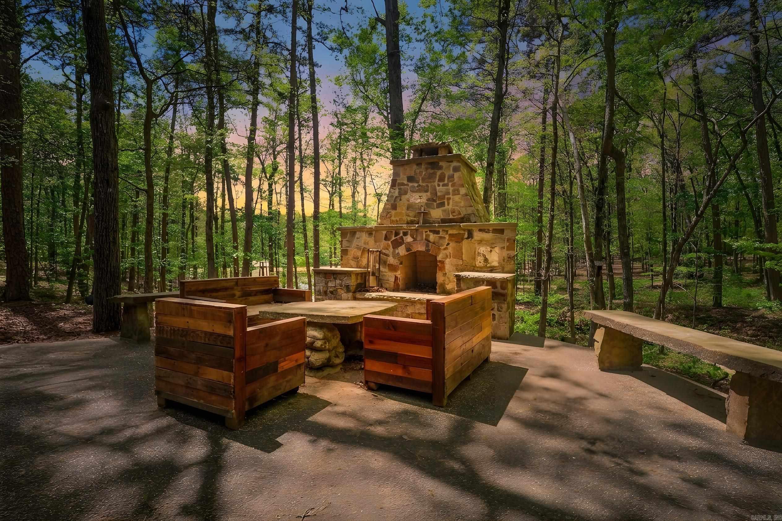 WOODLAND SPRINGS - Residential