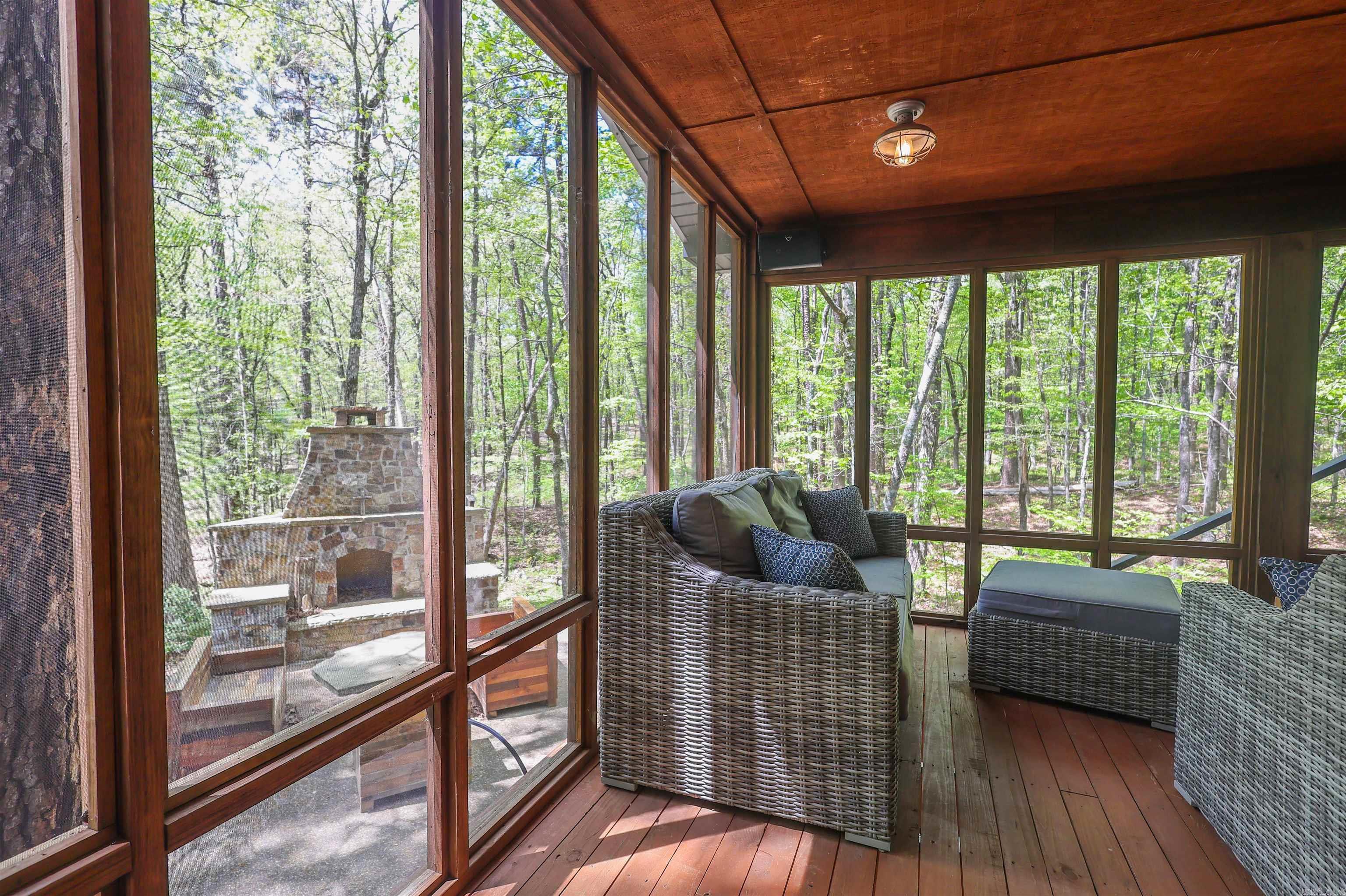 WOODLAND SPRINGS - Residential