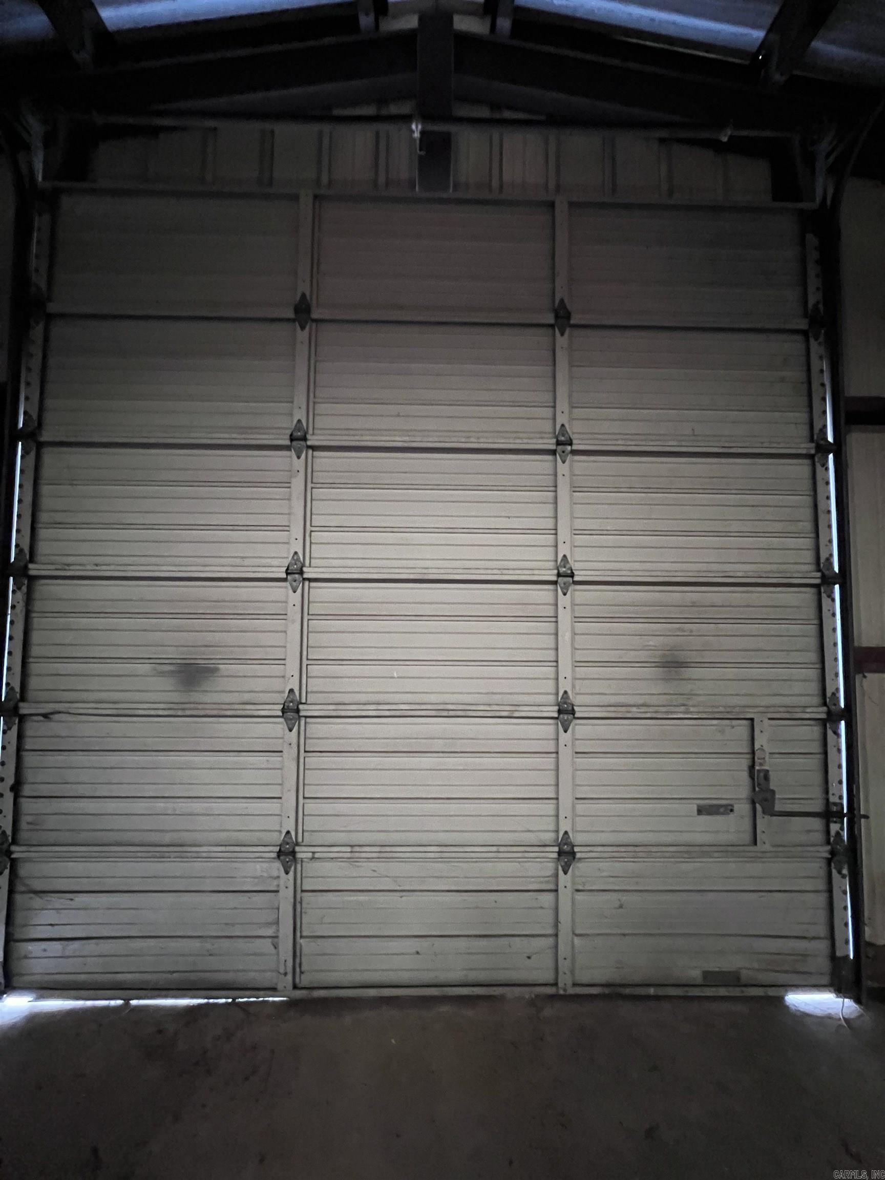 Lincoln - Commercial Sale