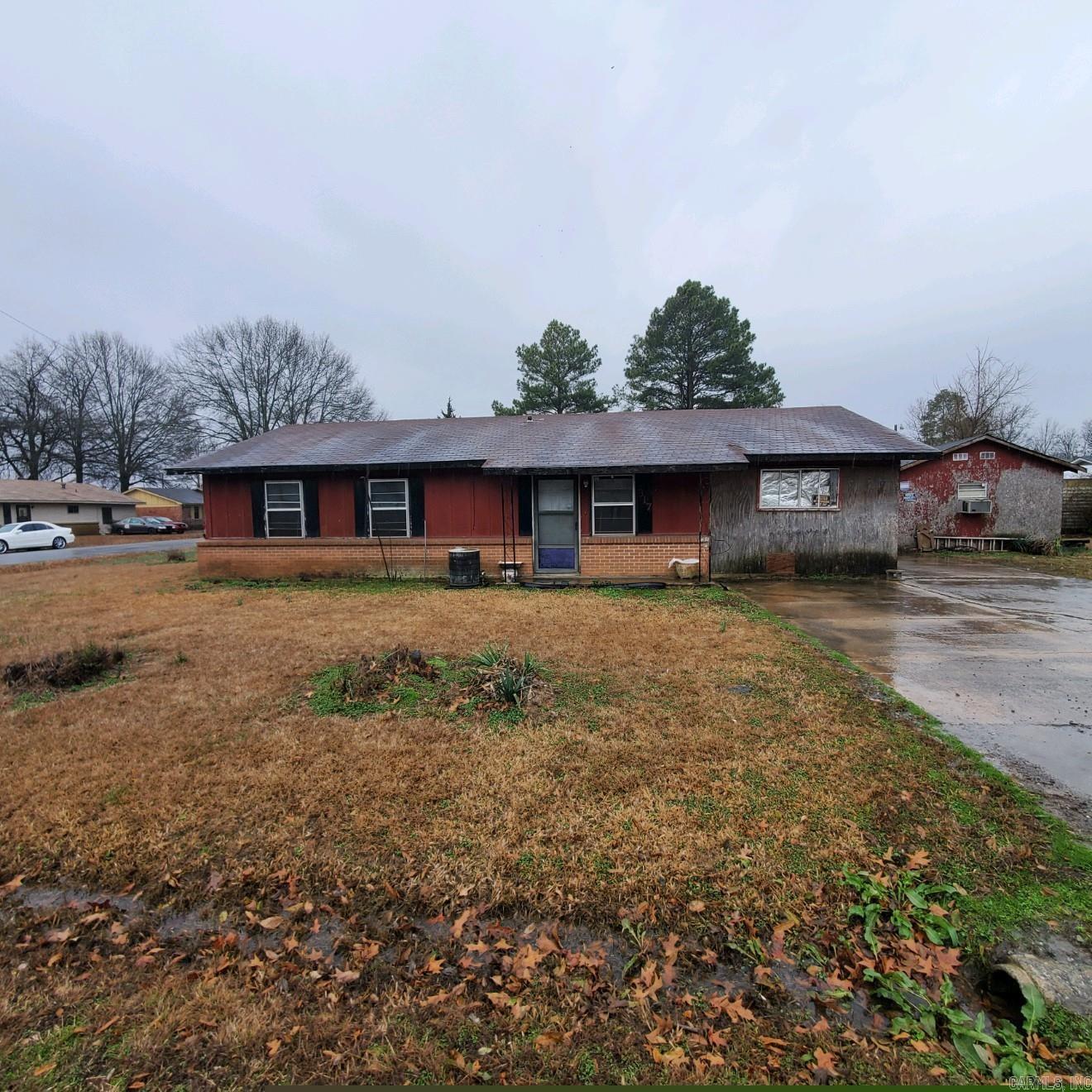 PLEASANT HOMES - Residential