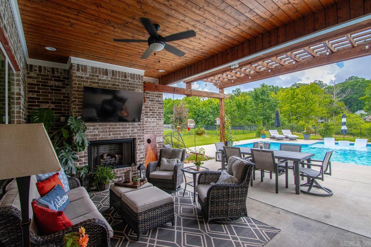NORTH SHORE @ HURRICANE LAKE EST - Residential