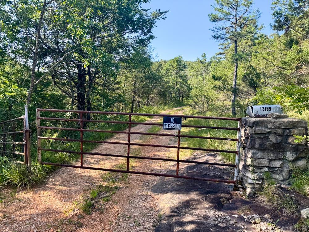 Metes & Bounds - Land