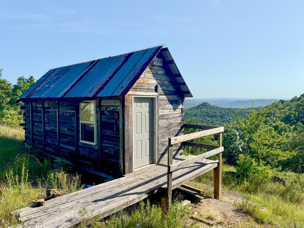 Metes & Bounds - Land