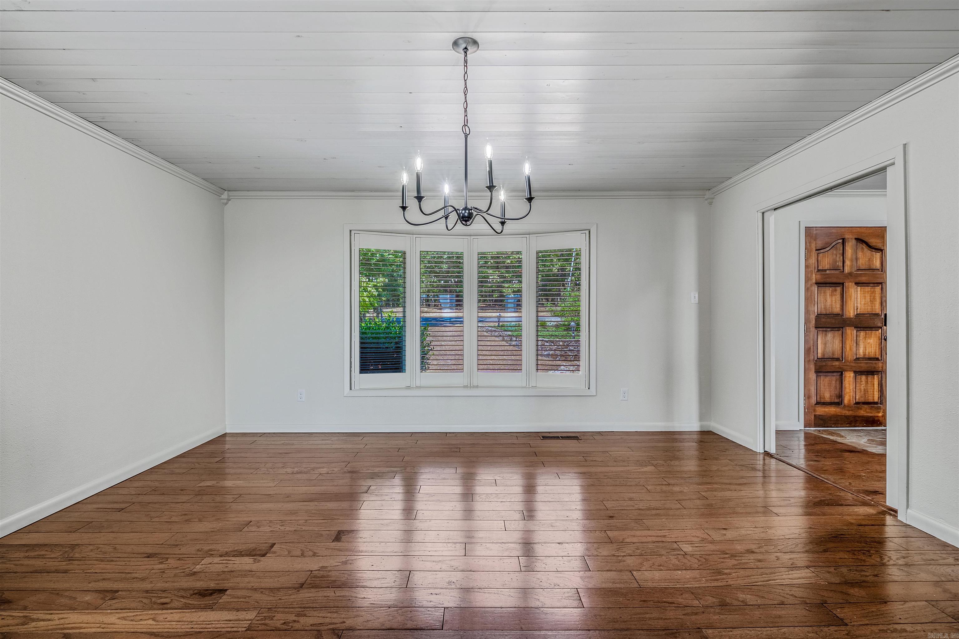 INDIAN HILLS - Residential