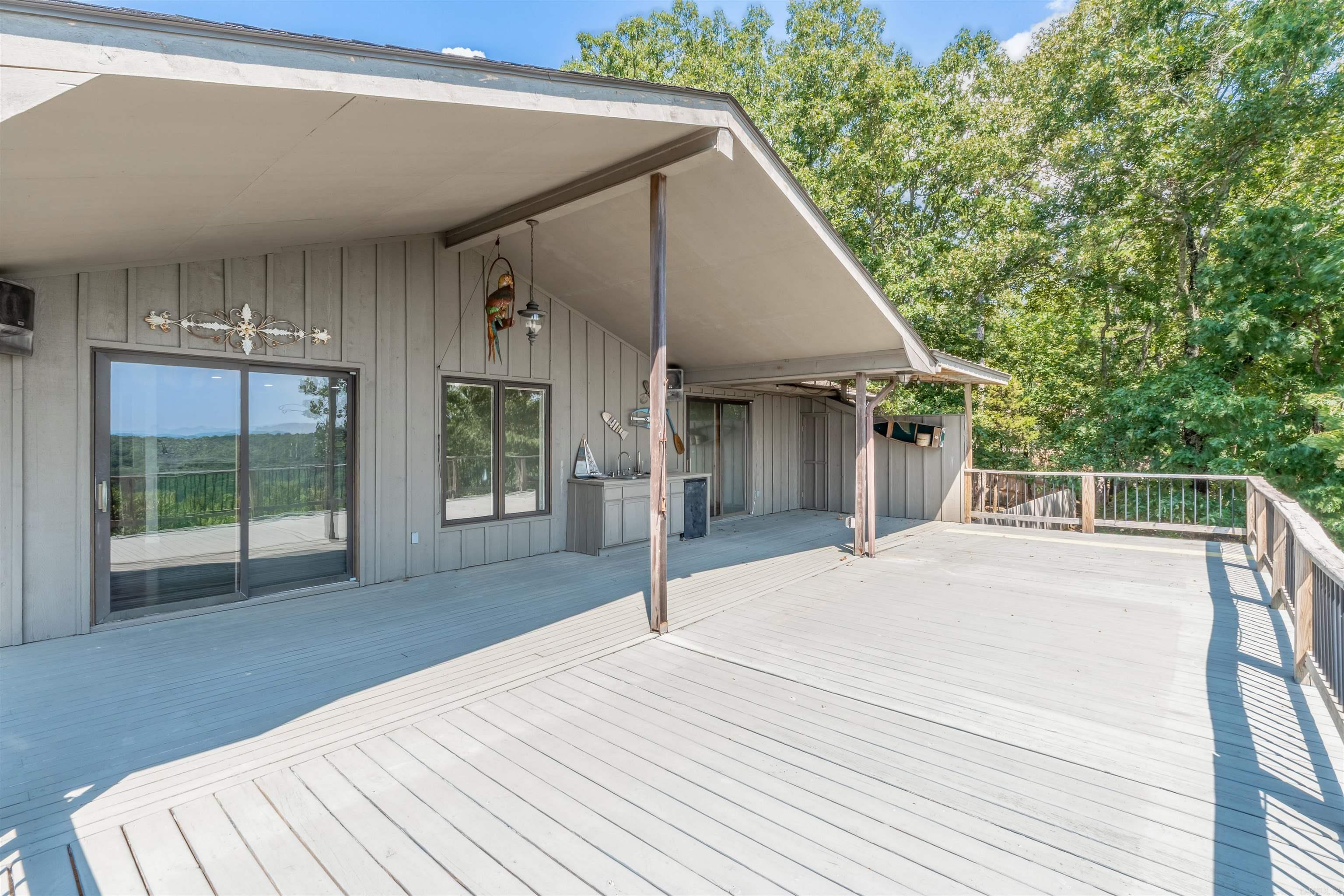 INDIAN HILLS - Residential