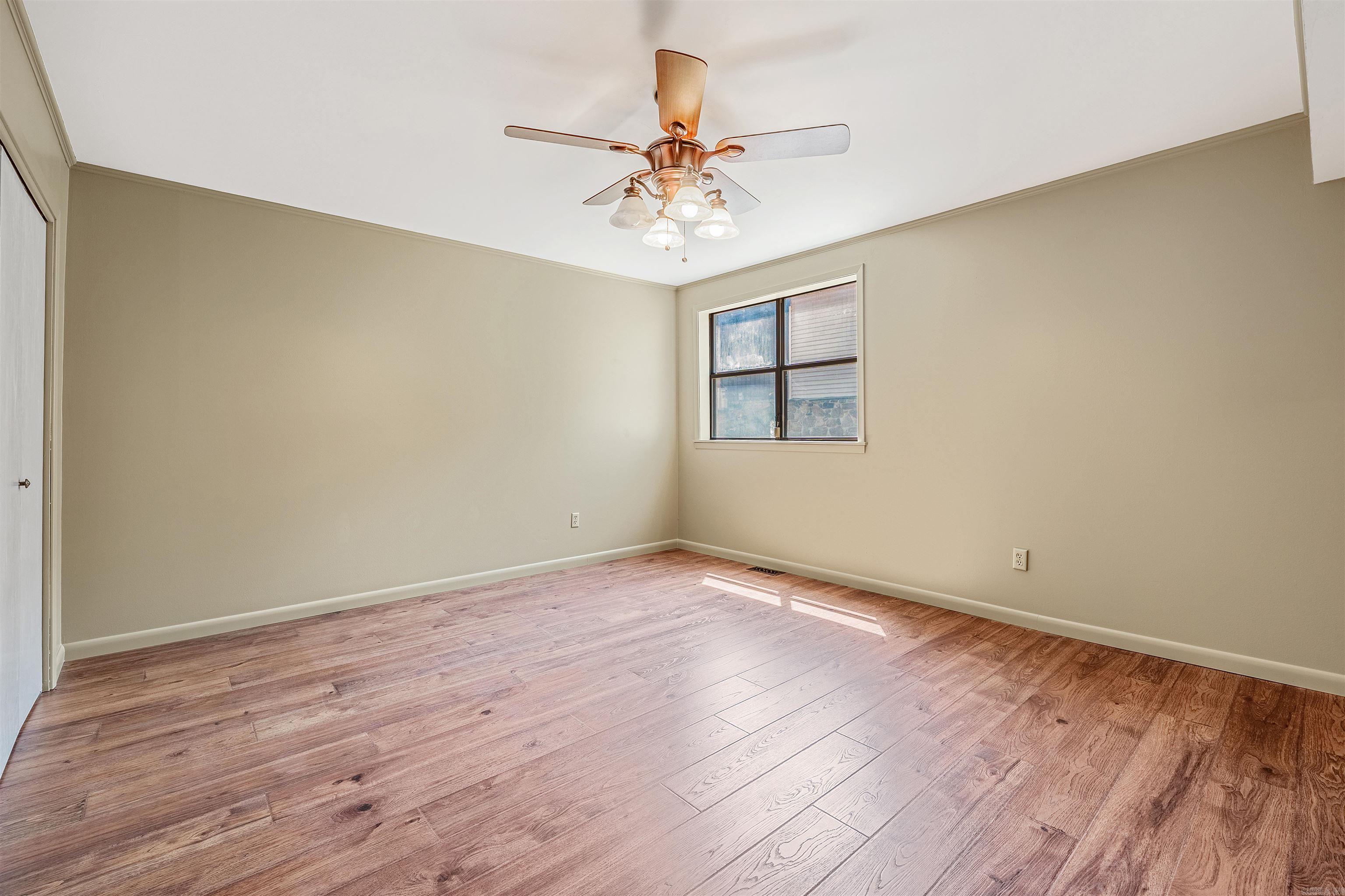 INDIAN HILLS - Residential