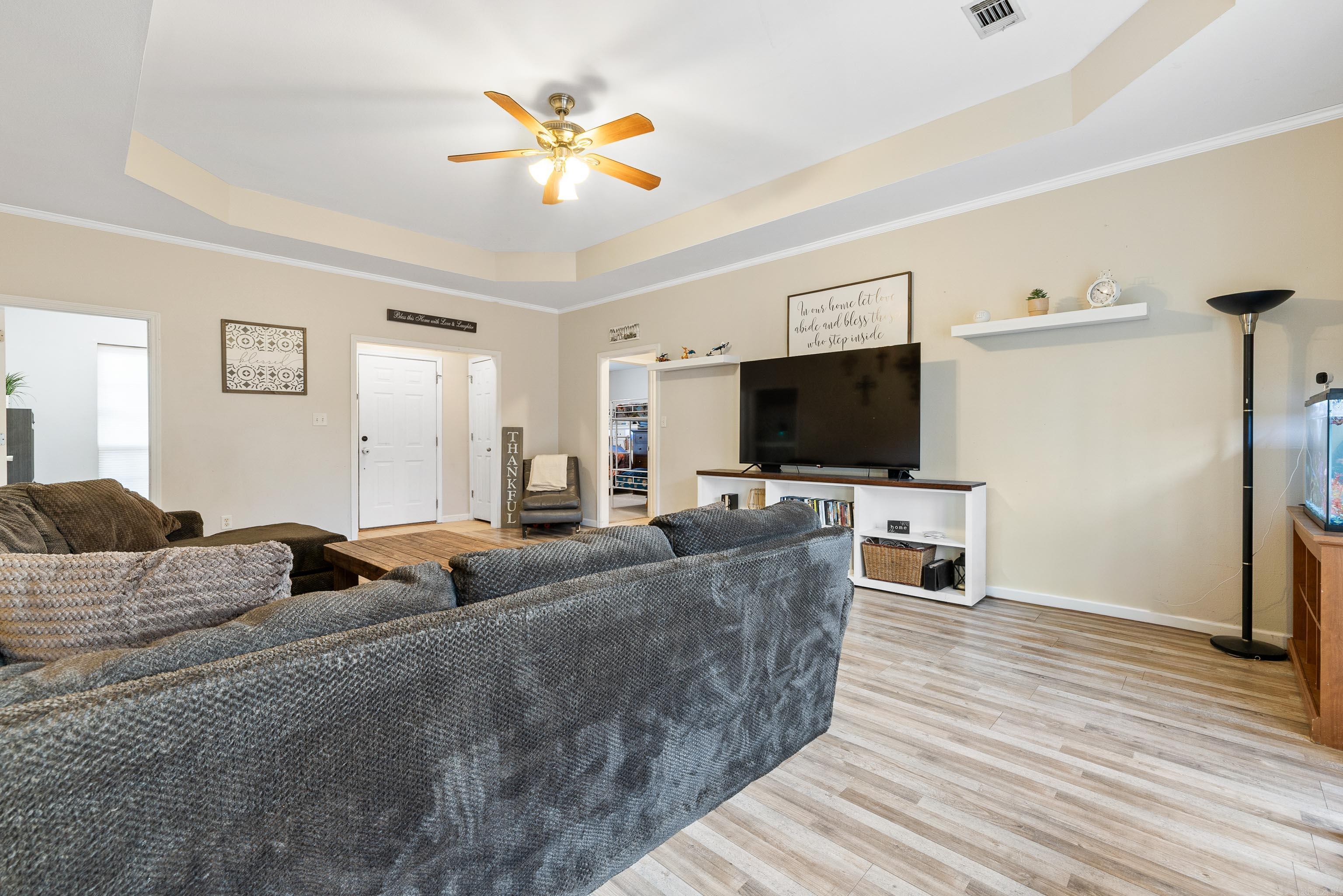 MEADOW CREEK - Residential