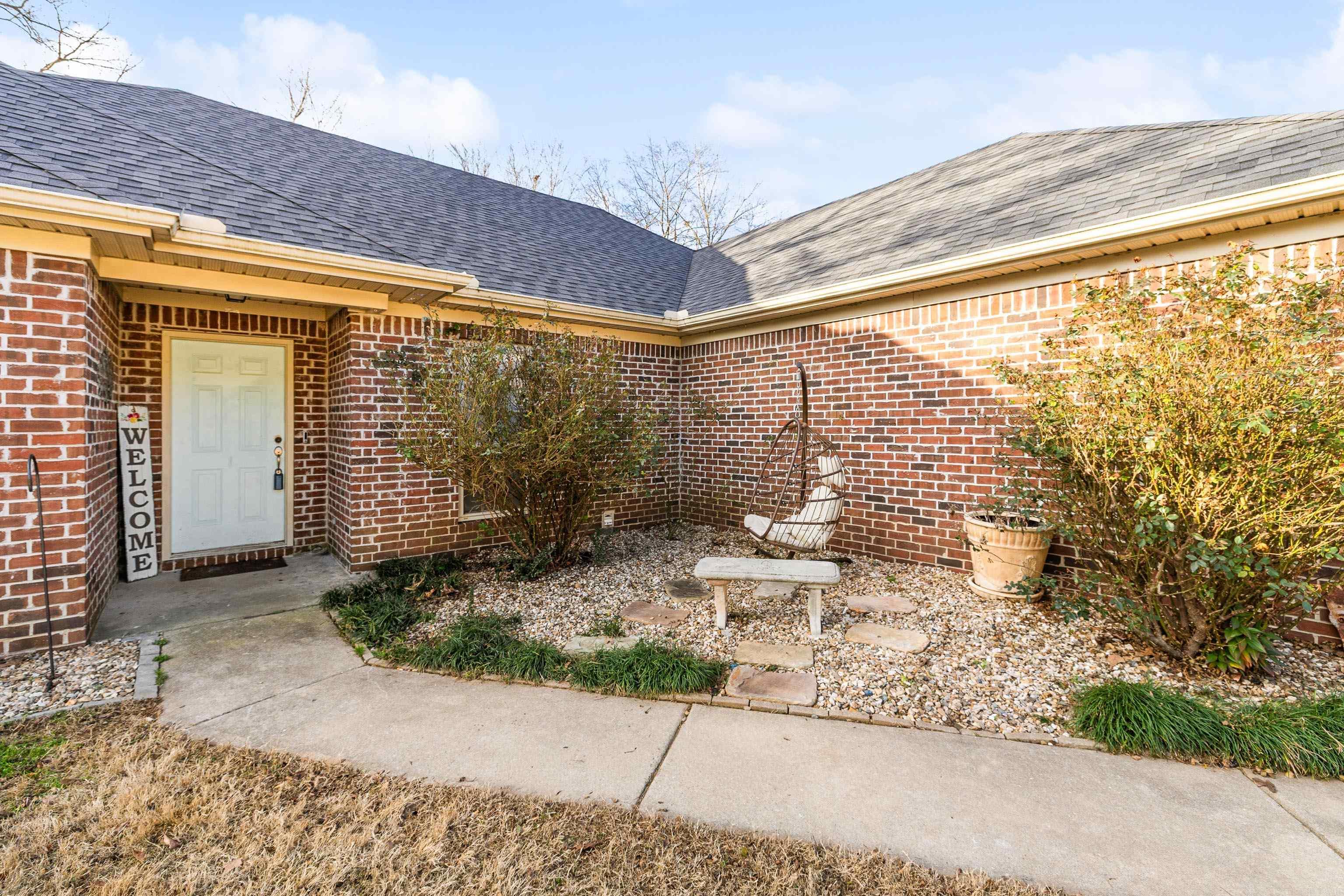 MEADOW CREEK - Residential