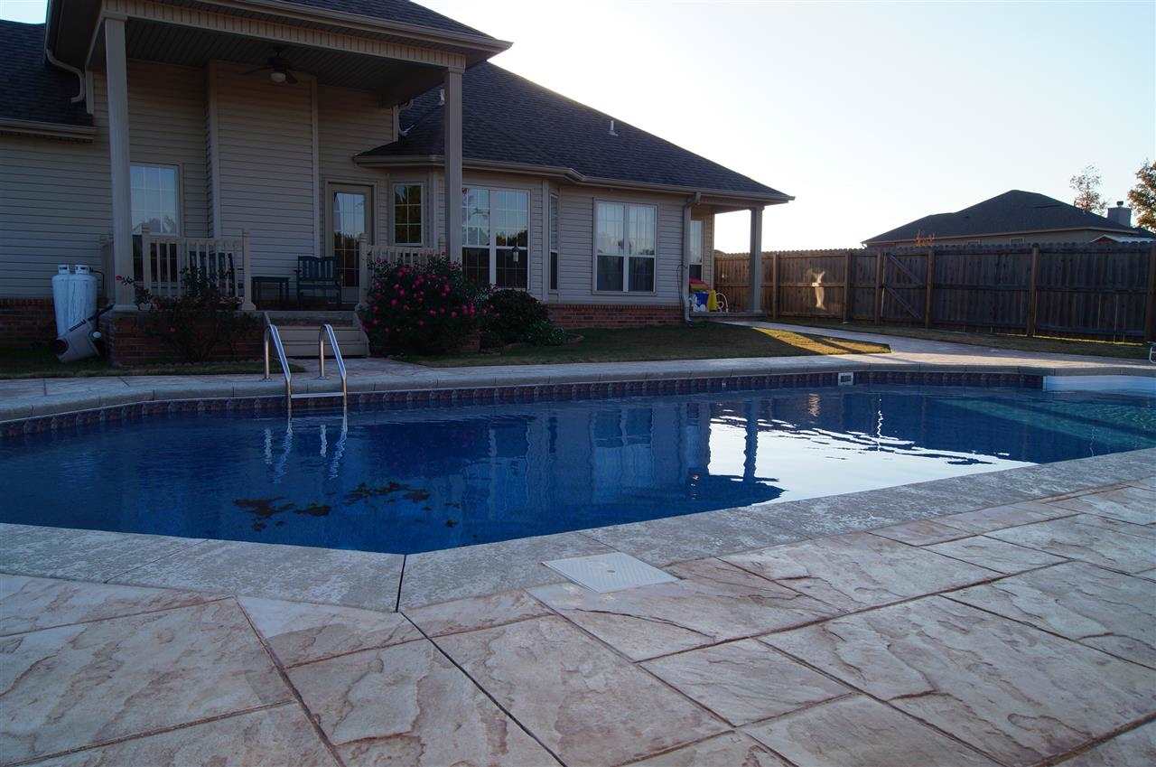 HURRICANE HILLS - Residential