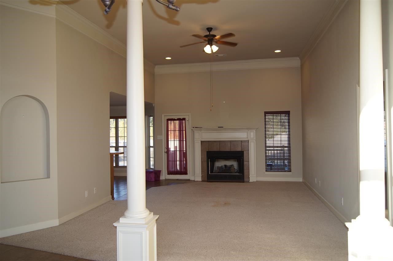 HURRICANE HILLS - Residential