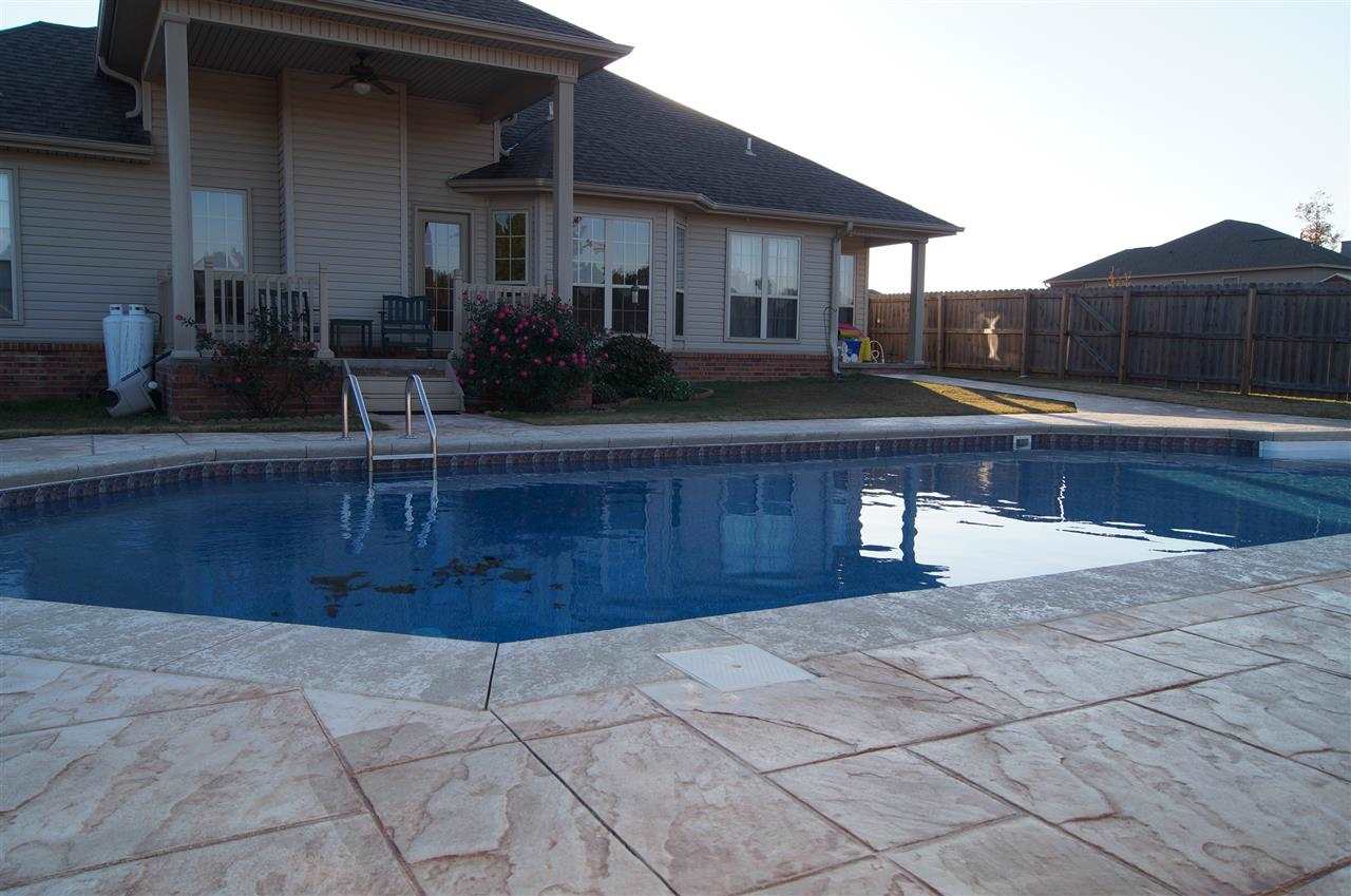 HURRICANE HILLS - Residential