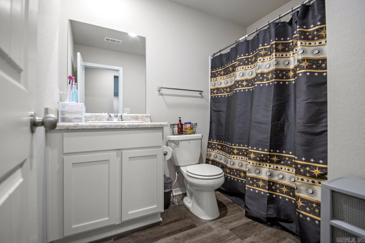 HILLDALE CROSSING - Residential