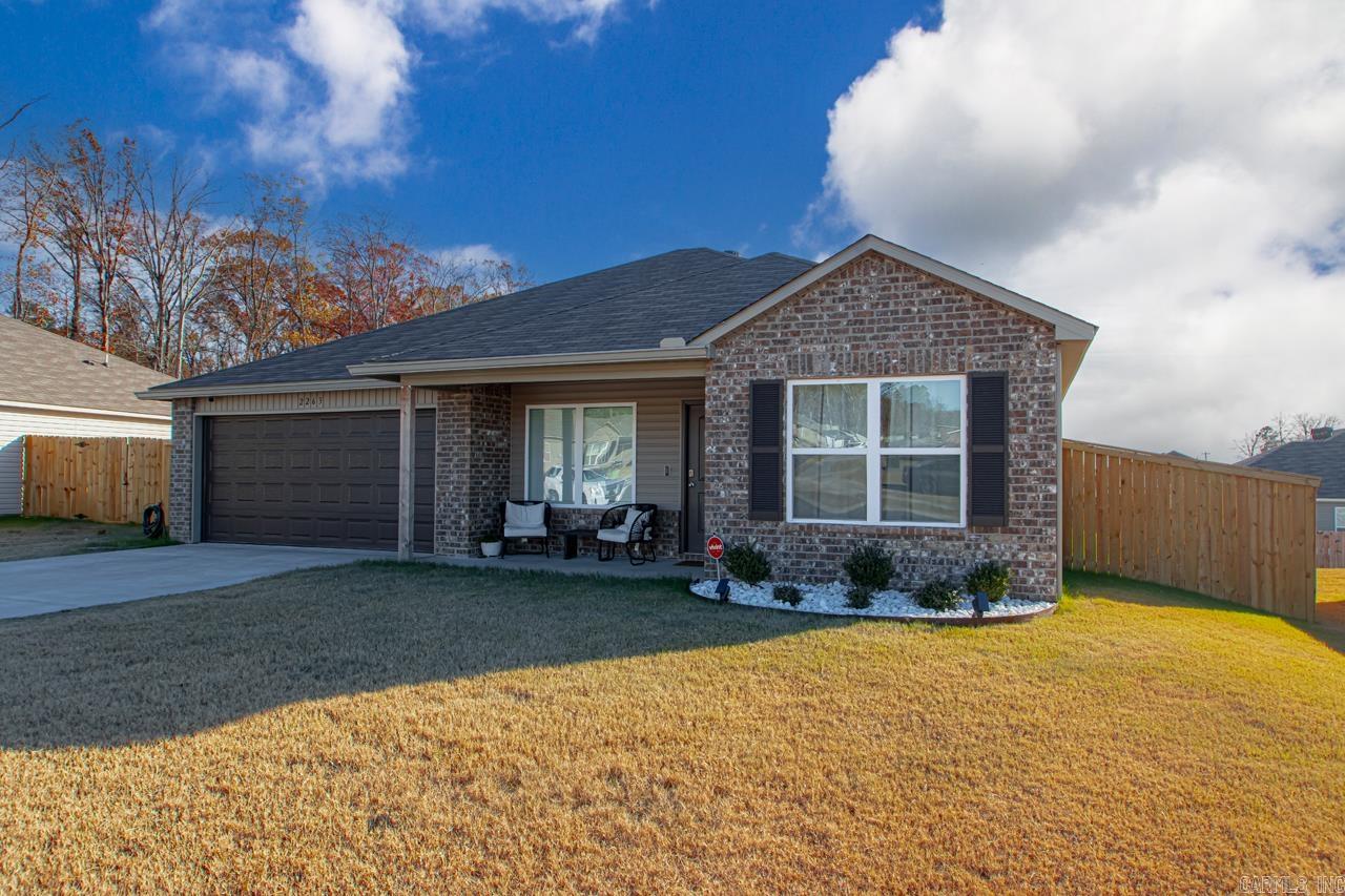 HILLDALE CROSSING - Residential