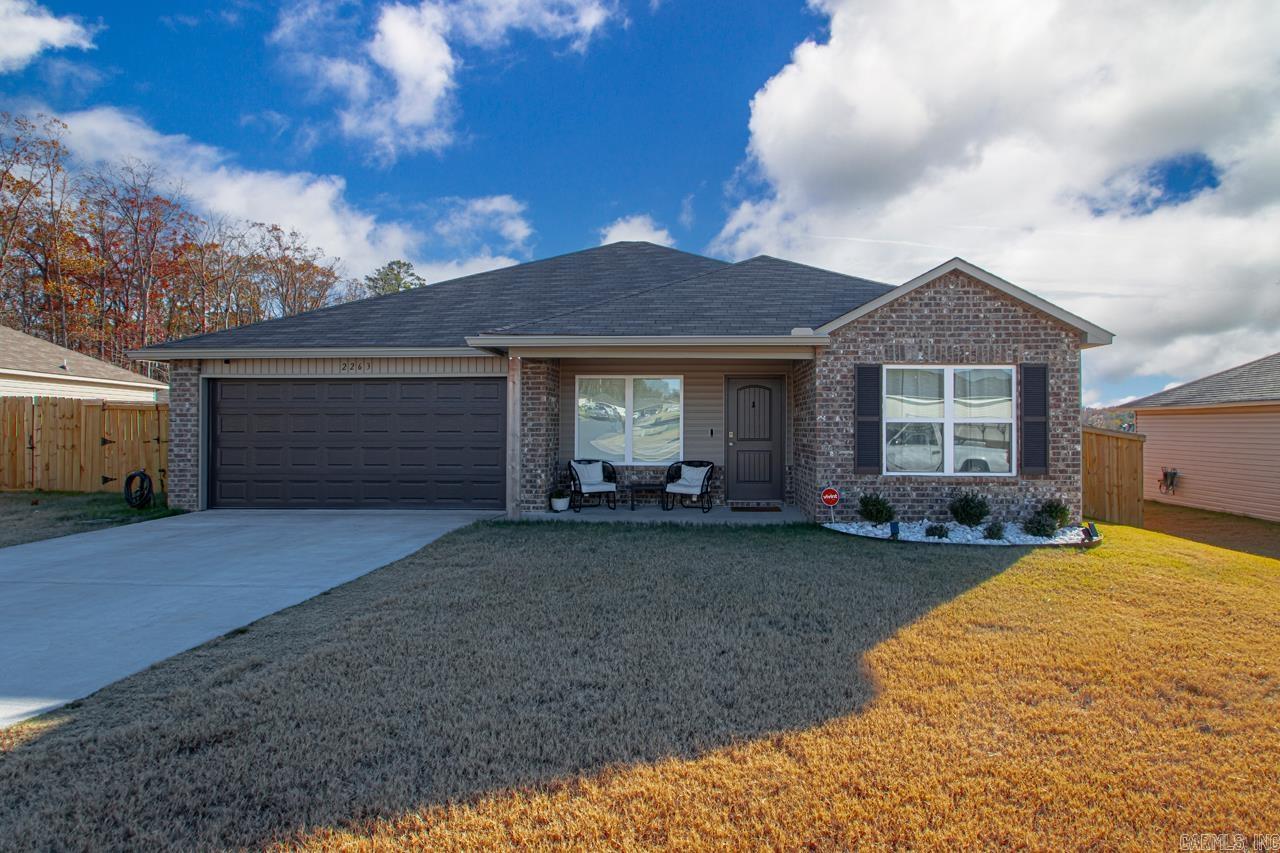 HILLDALE CROSSING - Residential