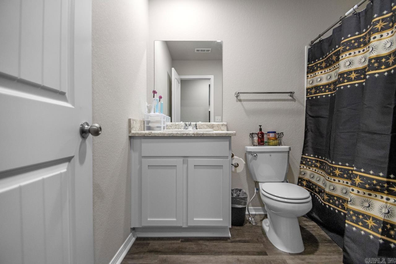 HILLDALE CROSSING - Residential