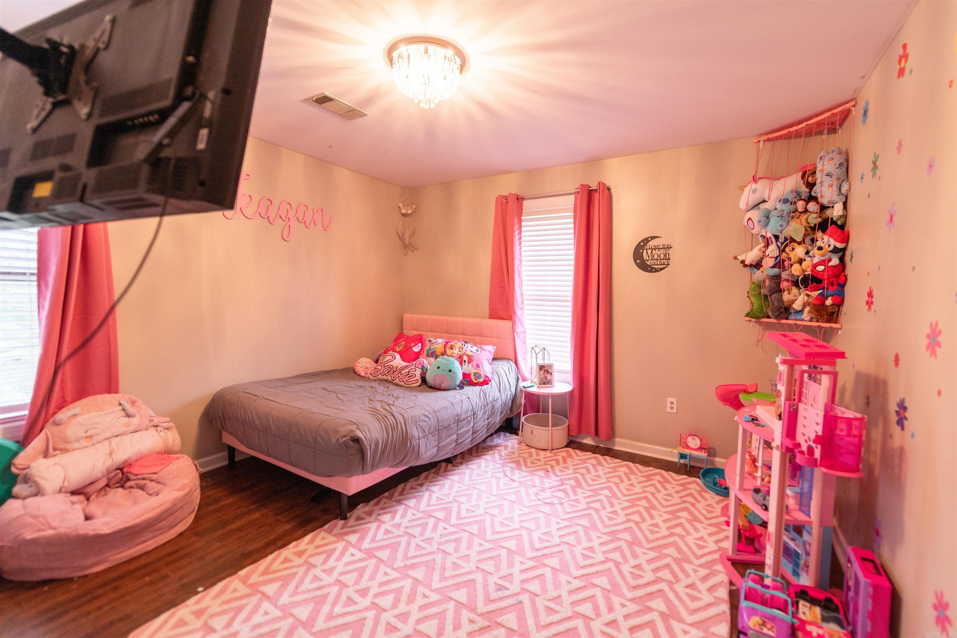 WINDSOR VALLEY ADDN - Residential