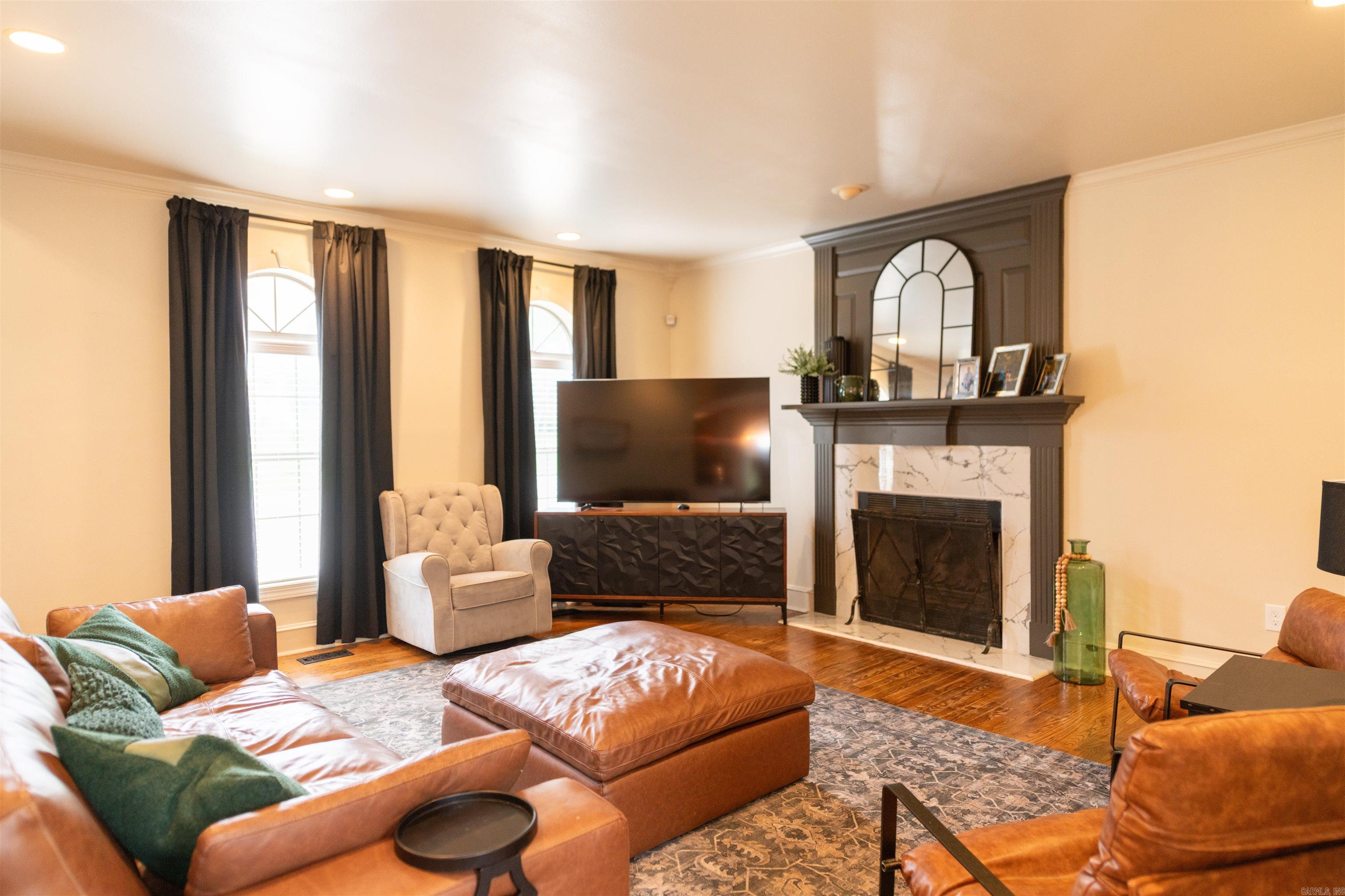 WINDSOR VALLEY ADDN - Residential