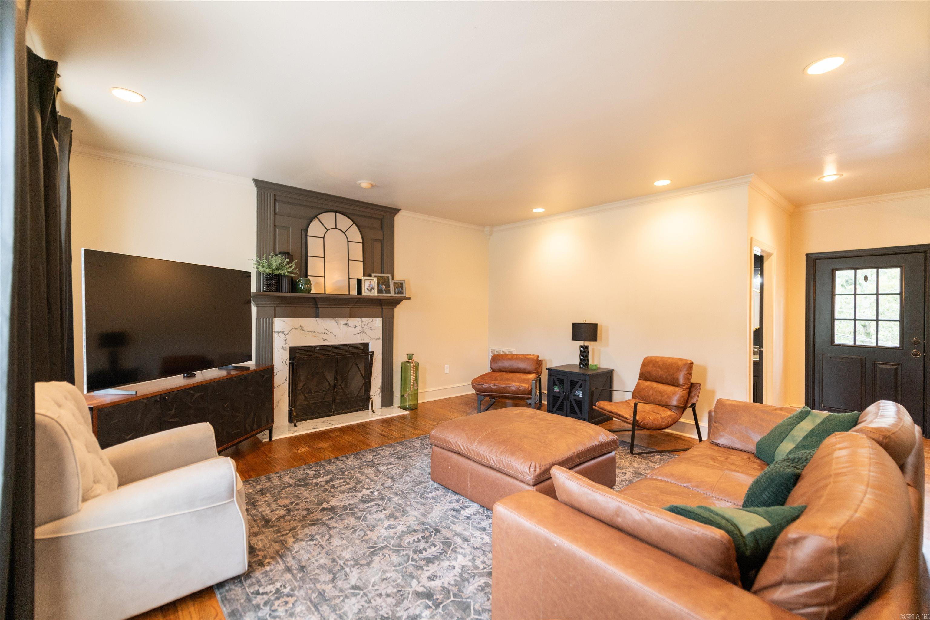 WINDSOR VALLEY ADDN - Residential