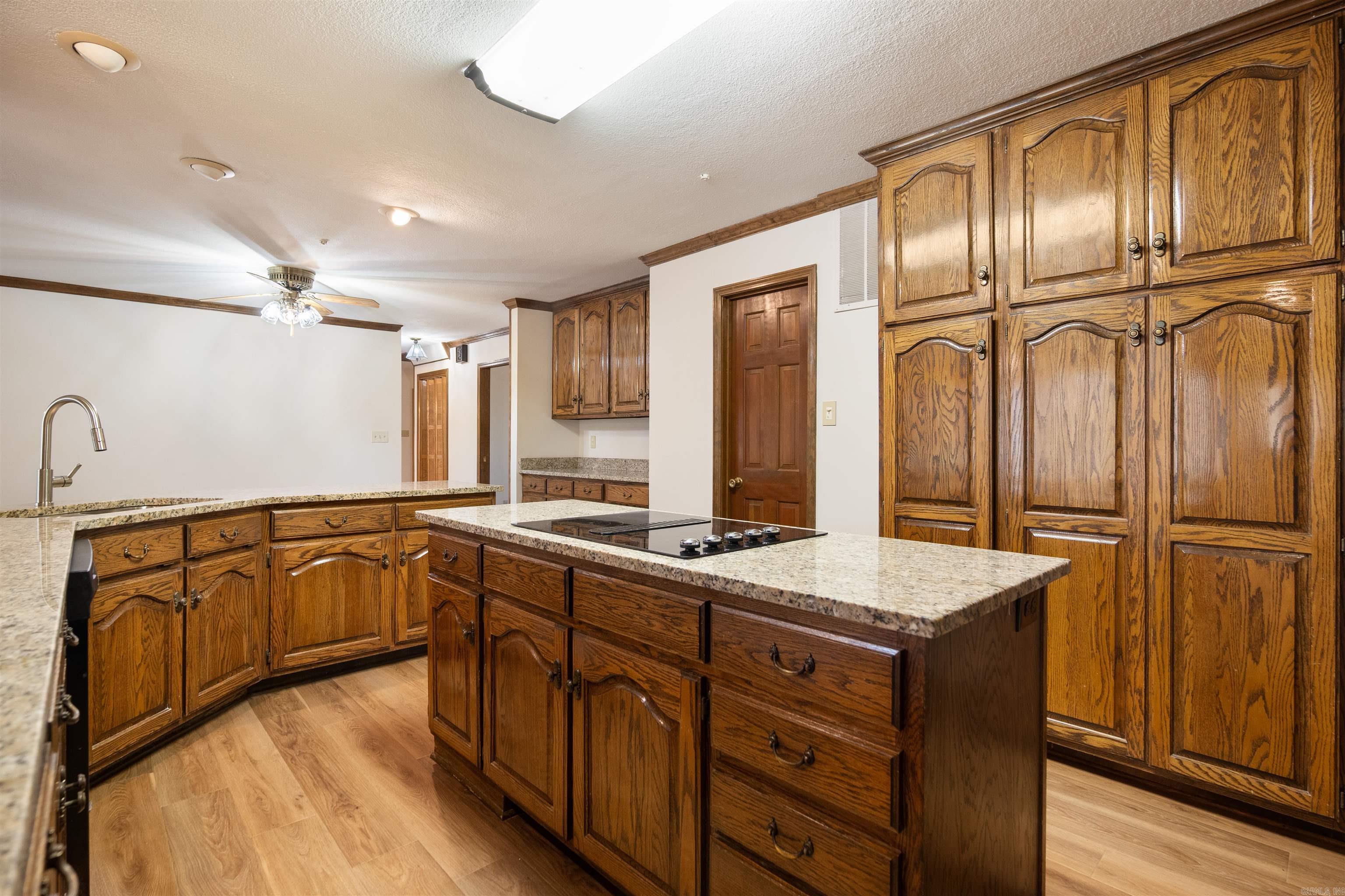 Parkers Woodland Hills 5 - Residential