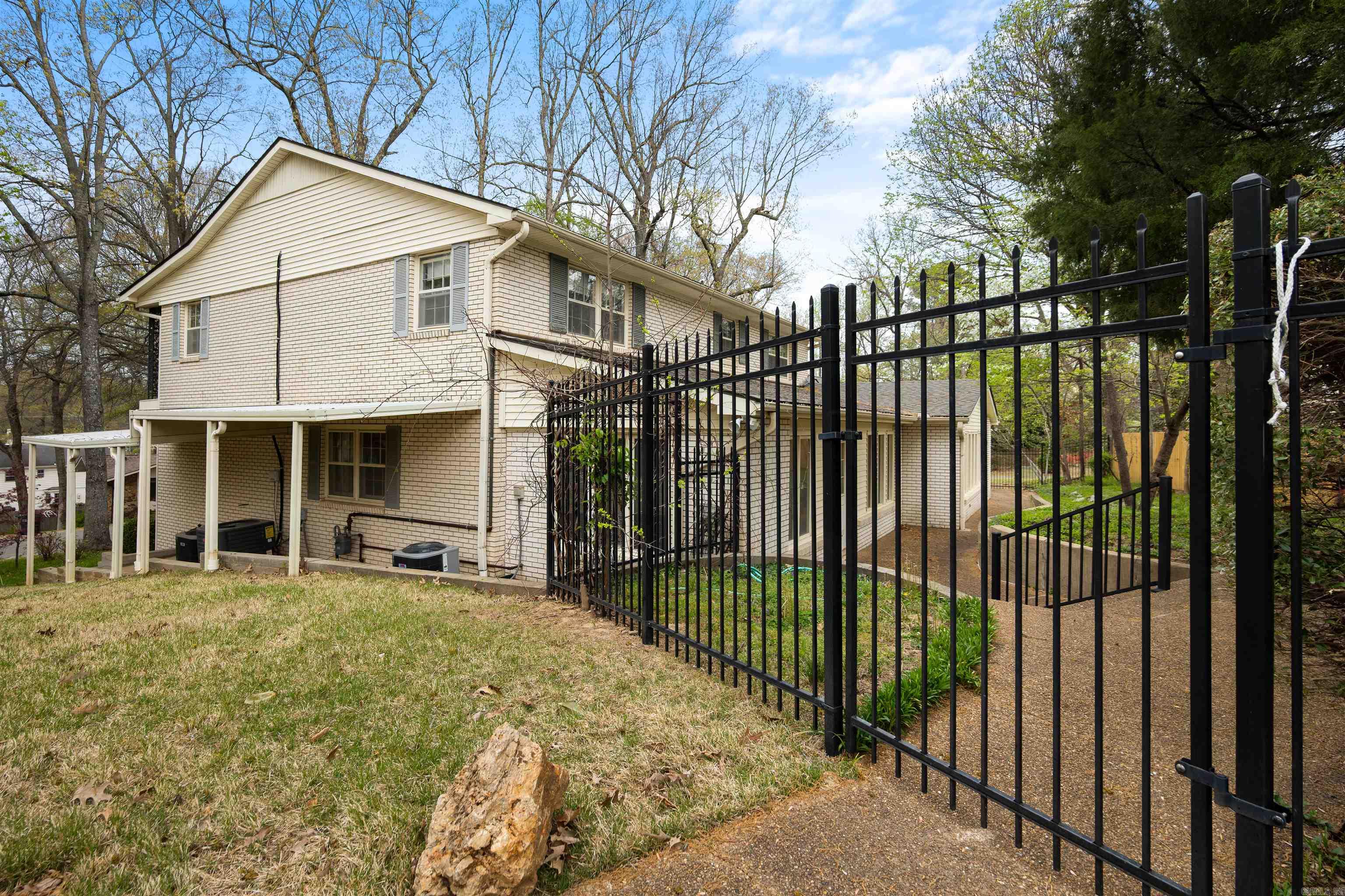 Parkers Woodland Hills 5 - Residential