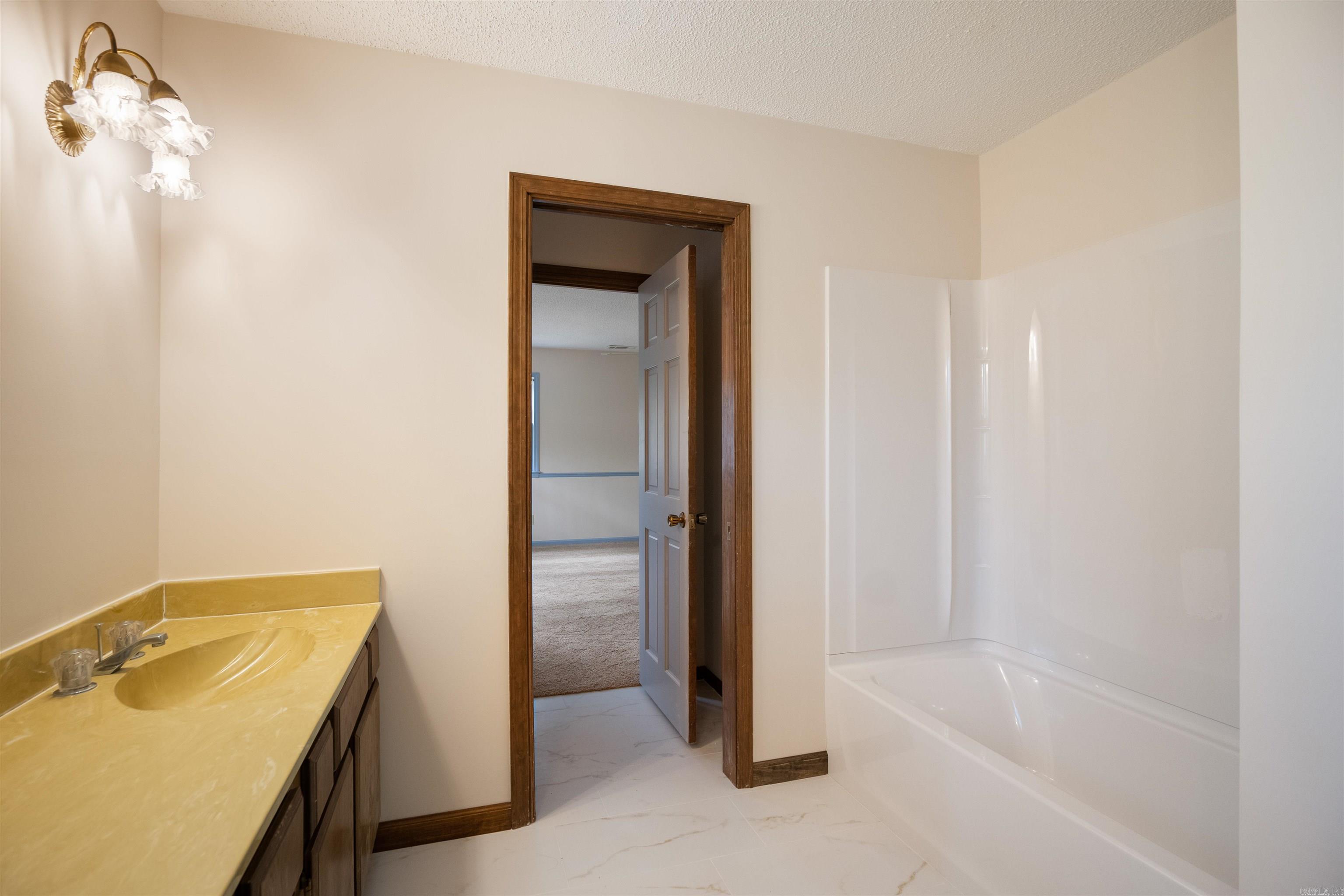 Parkers Woodland Hills 5 - Residential