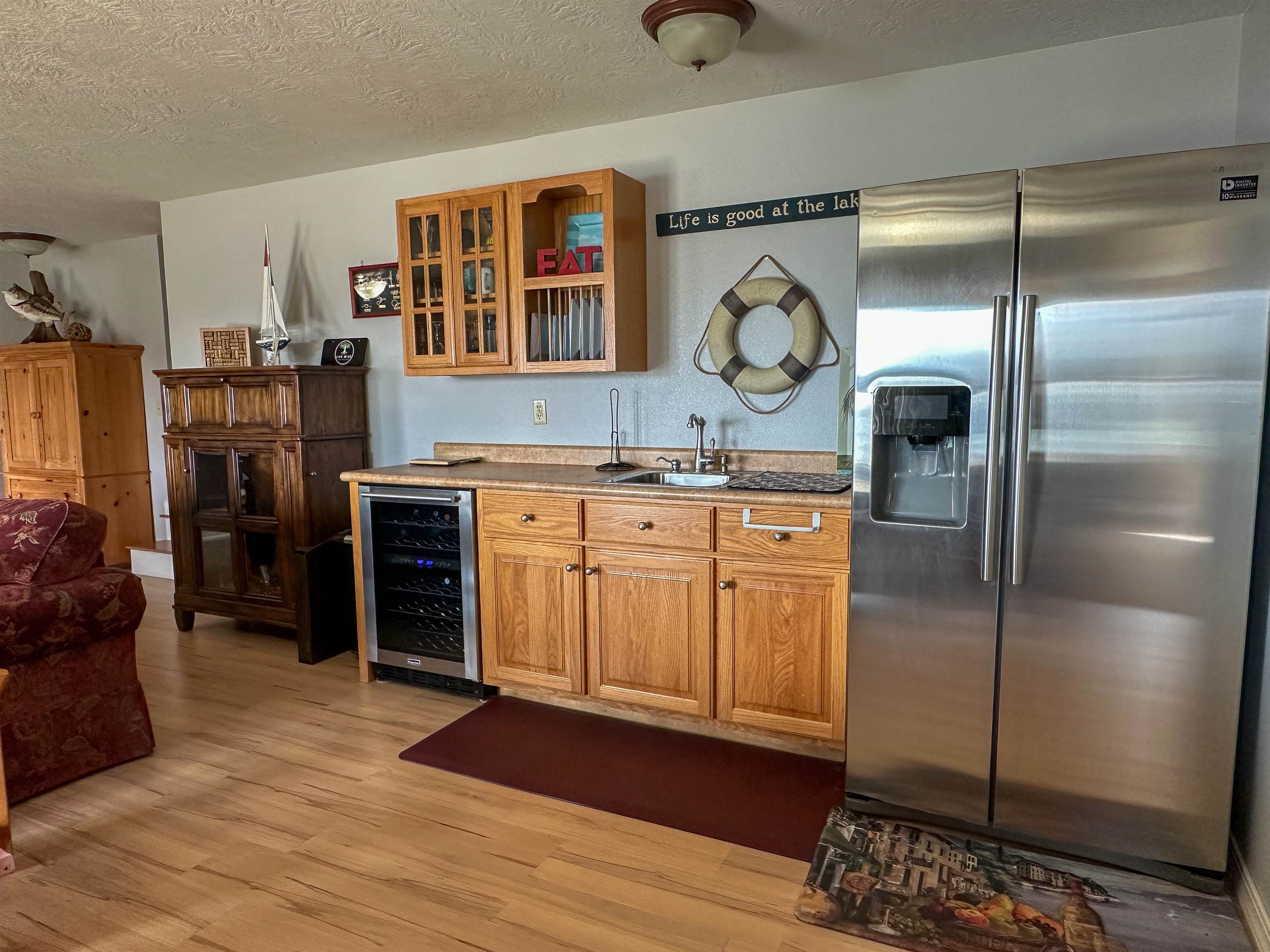 EMERALD COVE - Residential