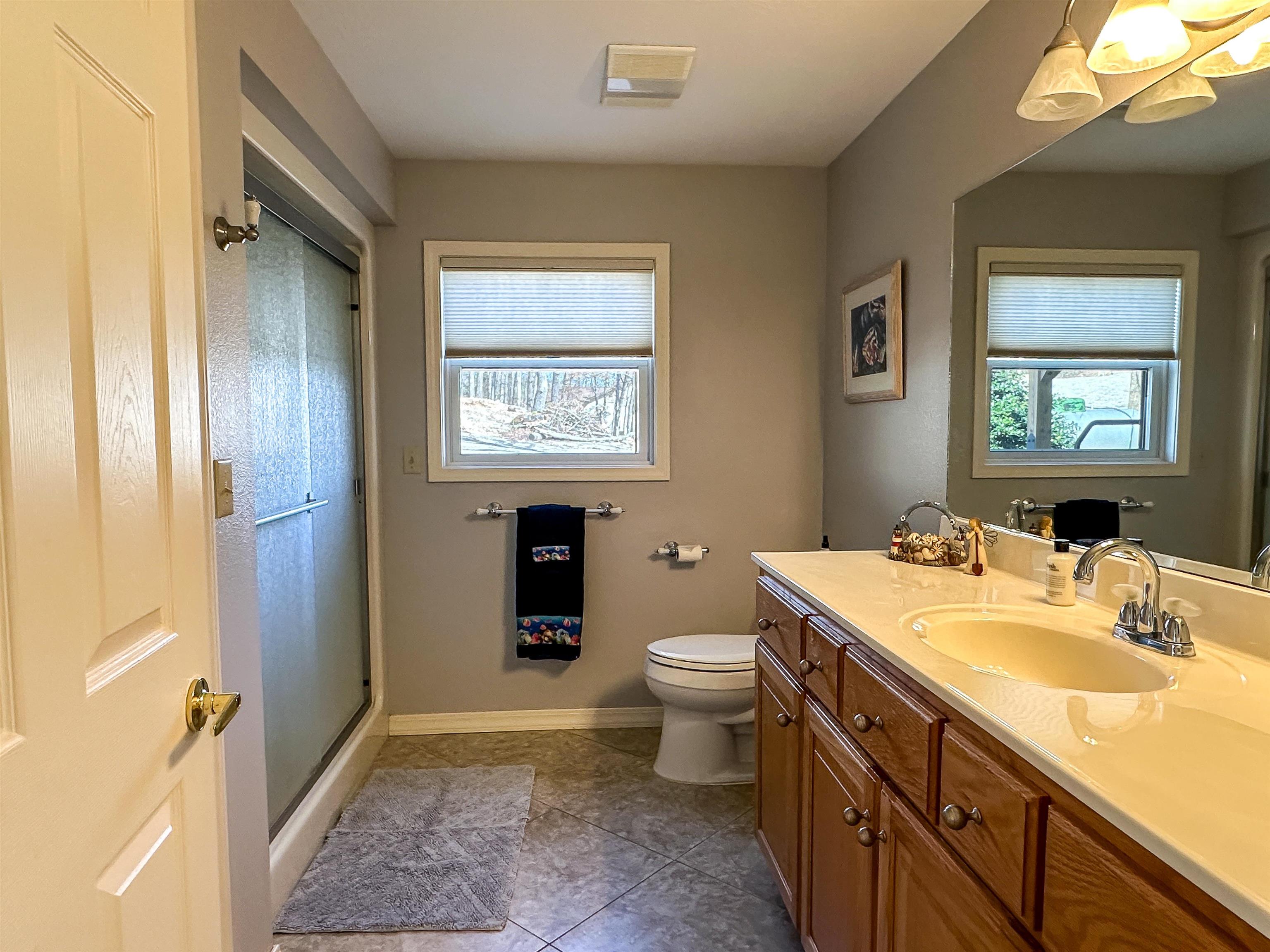 EMERALD COVE - Residential