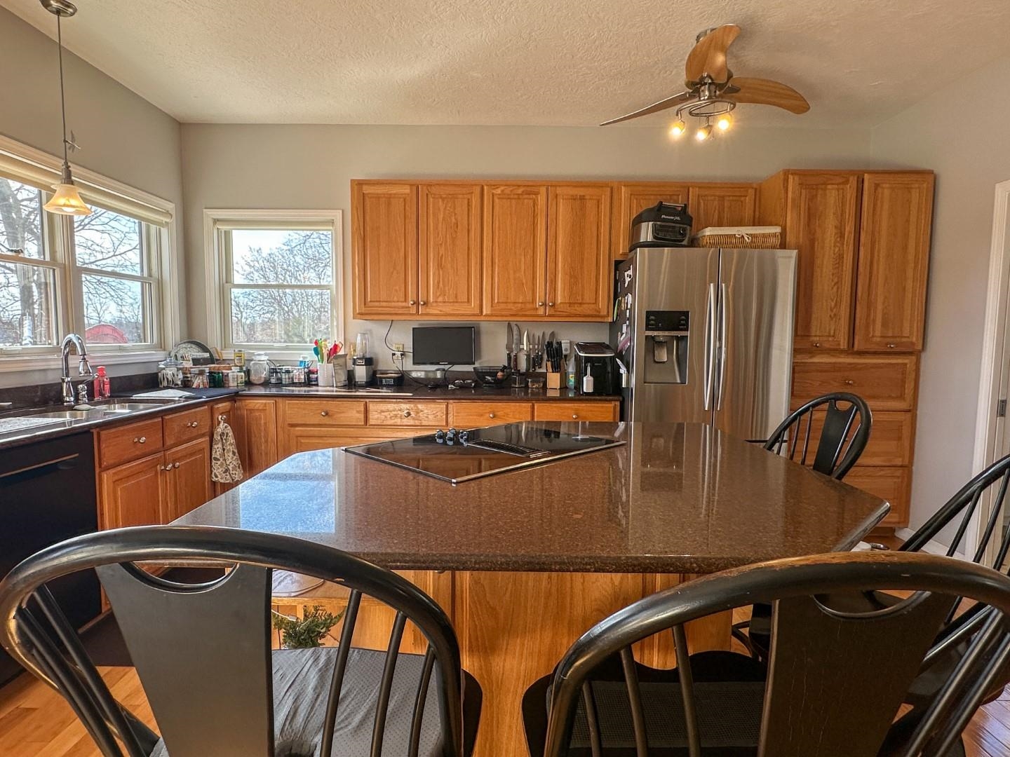 EMERALD COVE - Residential