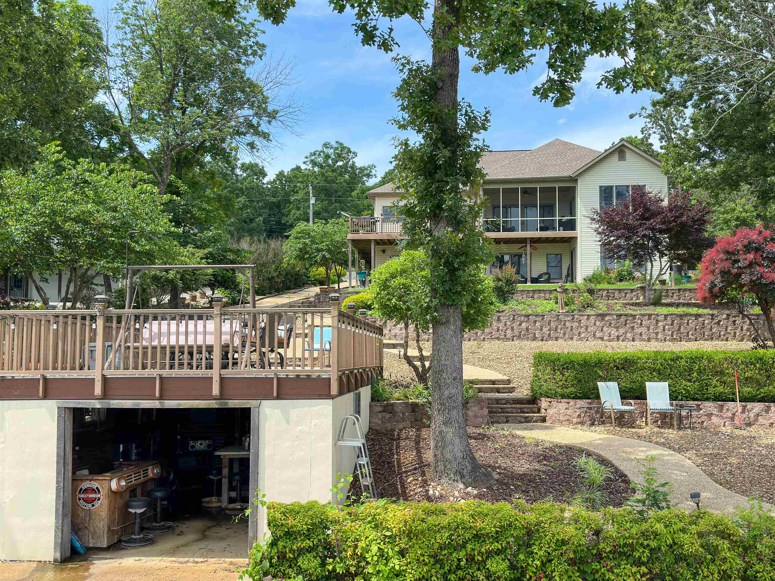 EMERALD COVE - Residential