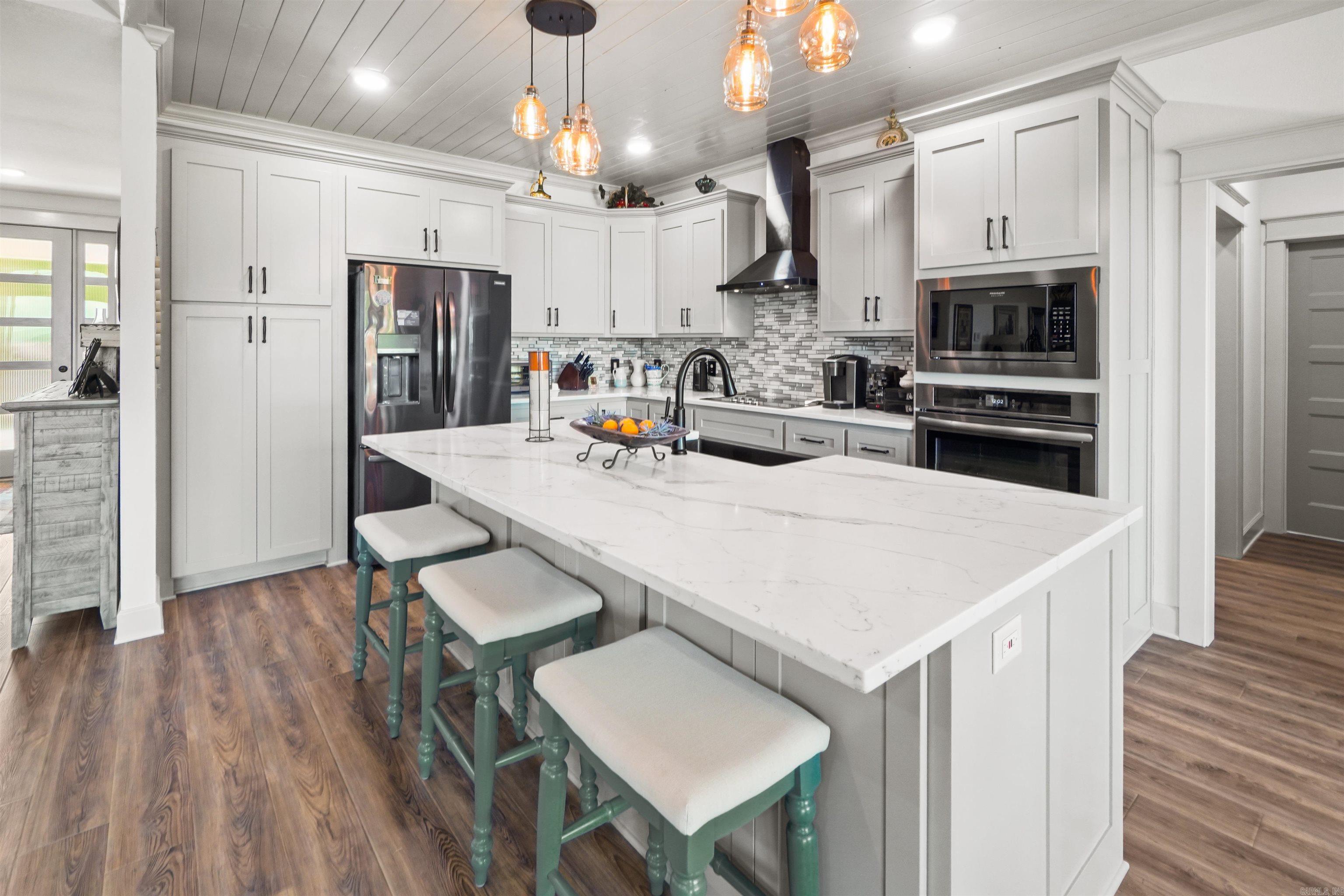 SOUTHWEST SHORES - Residential