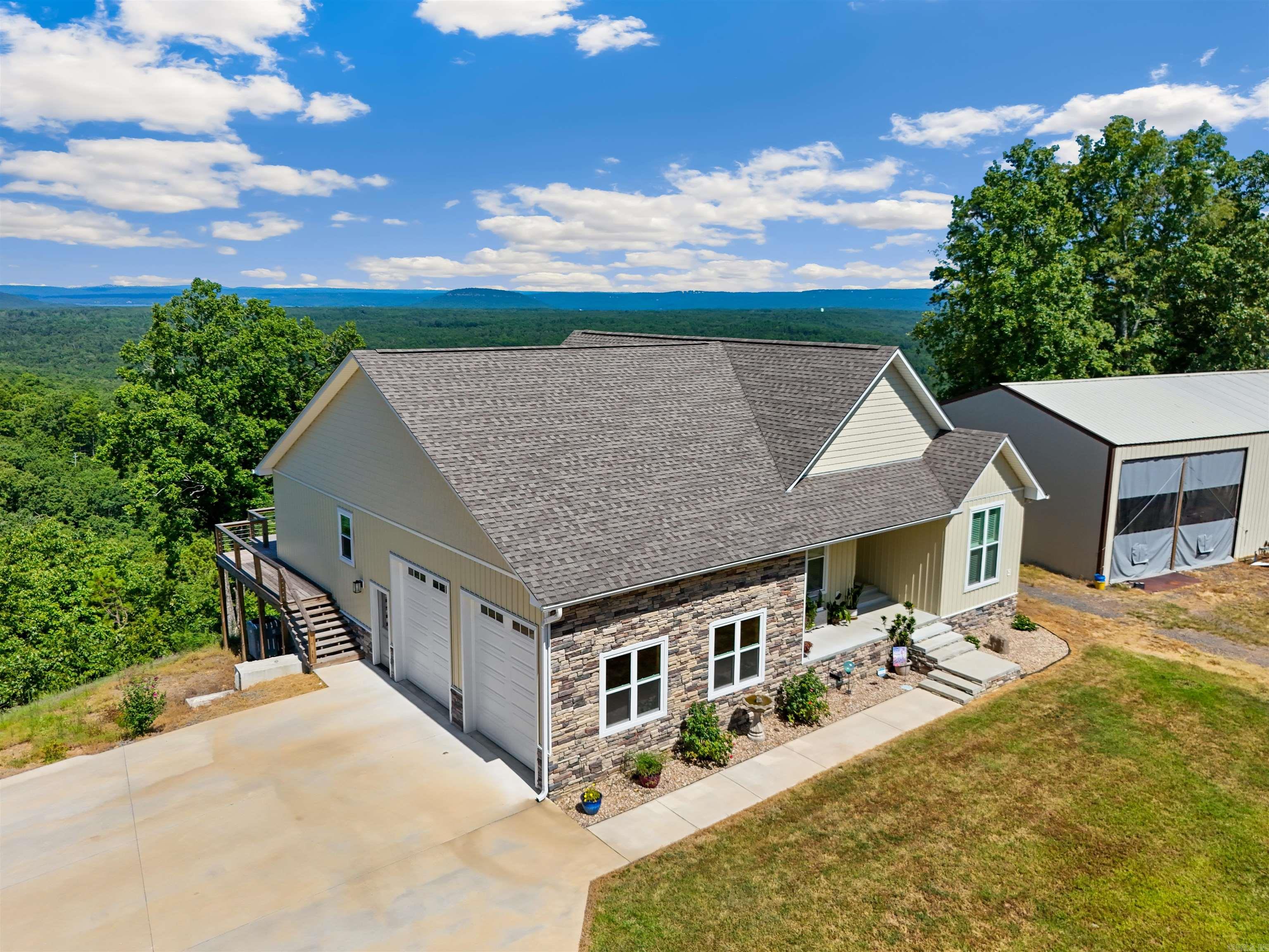 SOUTHWEST SHORES - Residential