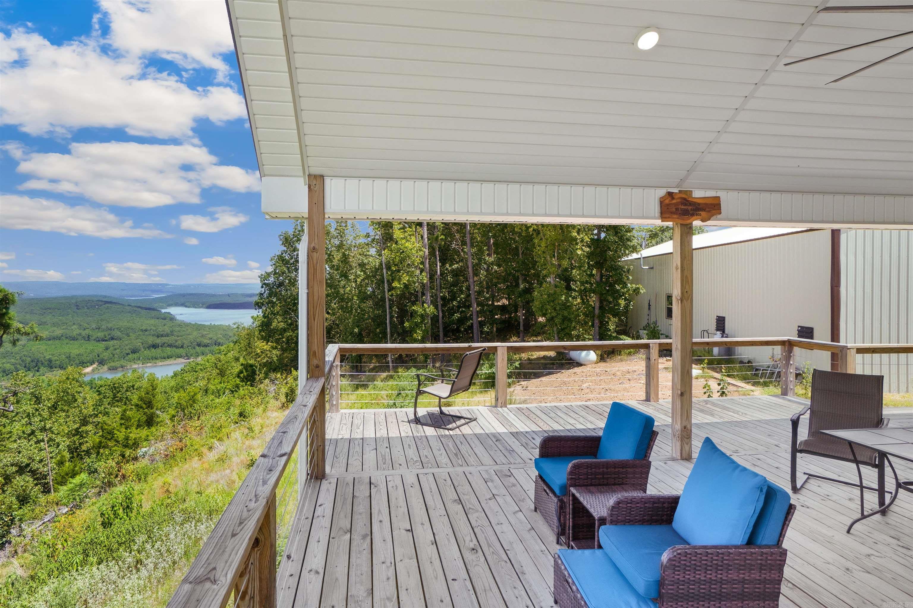 SOUTHWEST SHORES - Residential