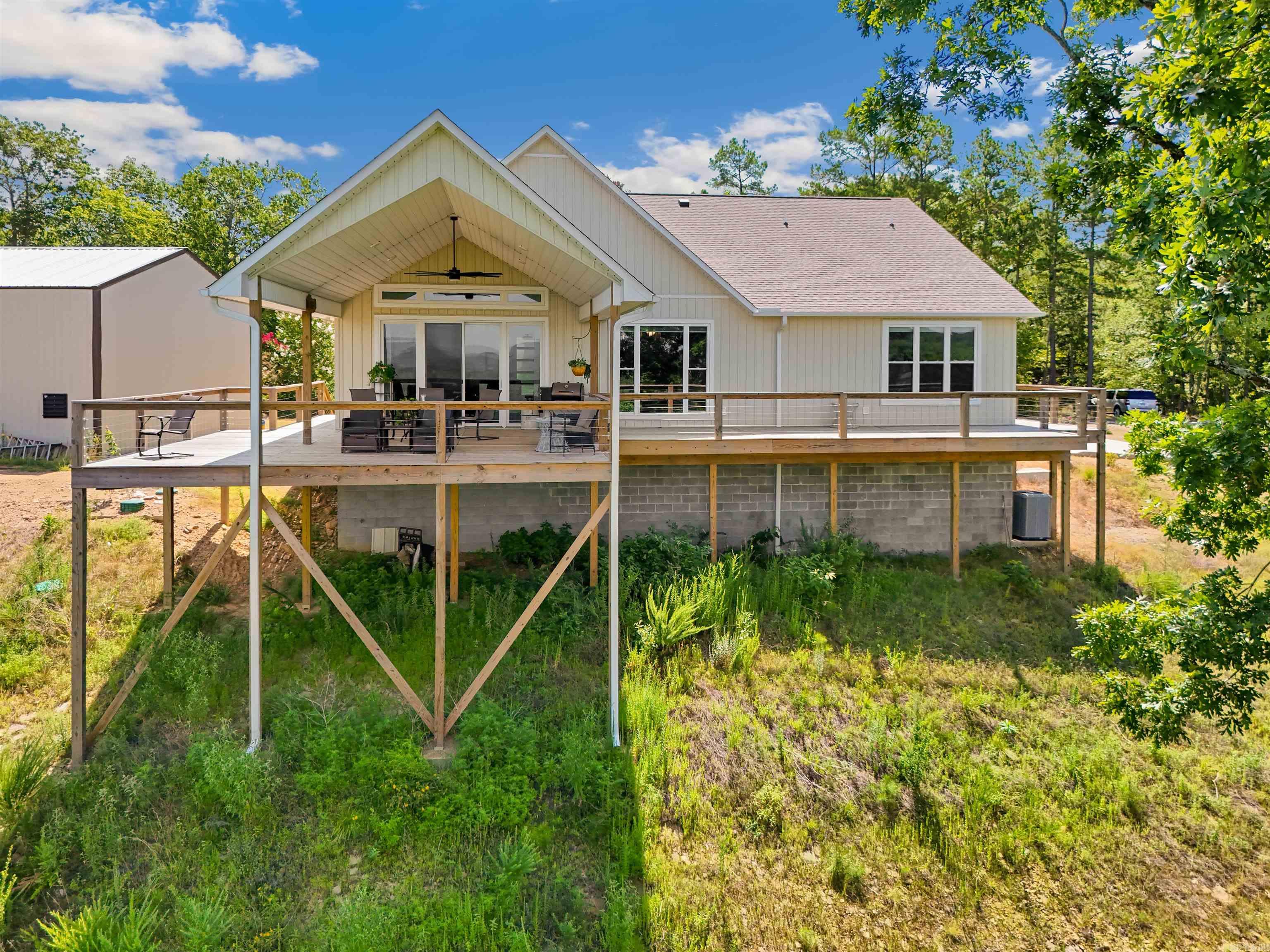 SOUTHWEST SHORES - Residential